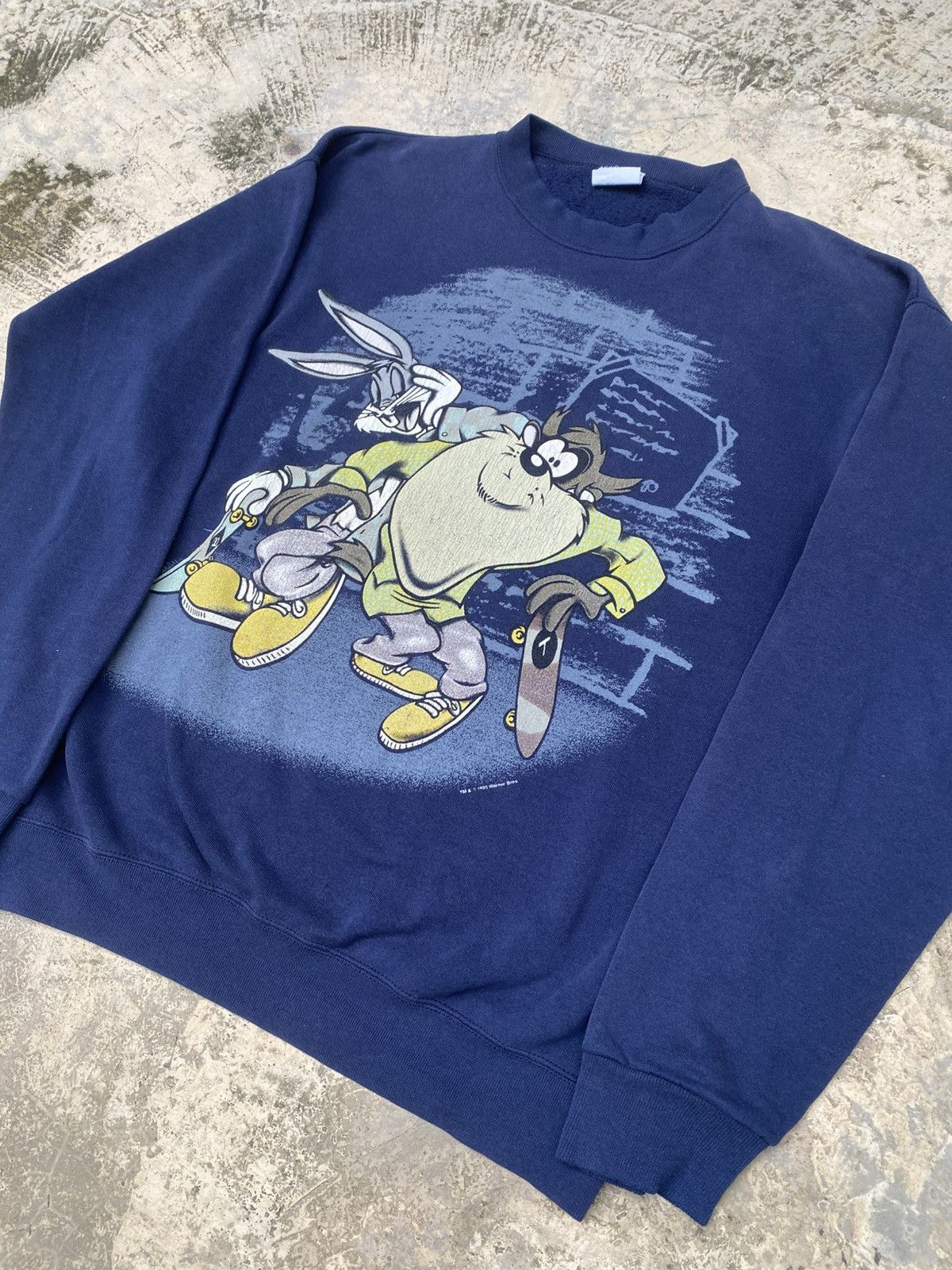 Vintage Vintage sweatshirt cartoon warner bros 1995 made USA Size US L / EU 52-54 / 3 - 3 Thumbnail