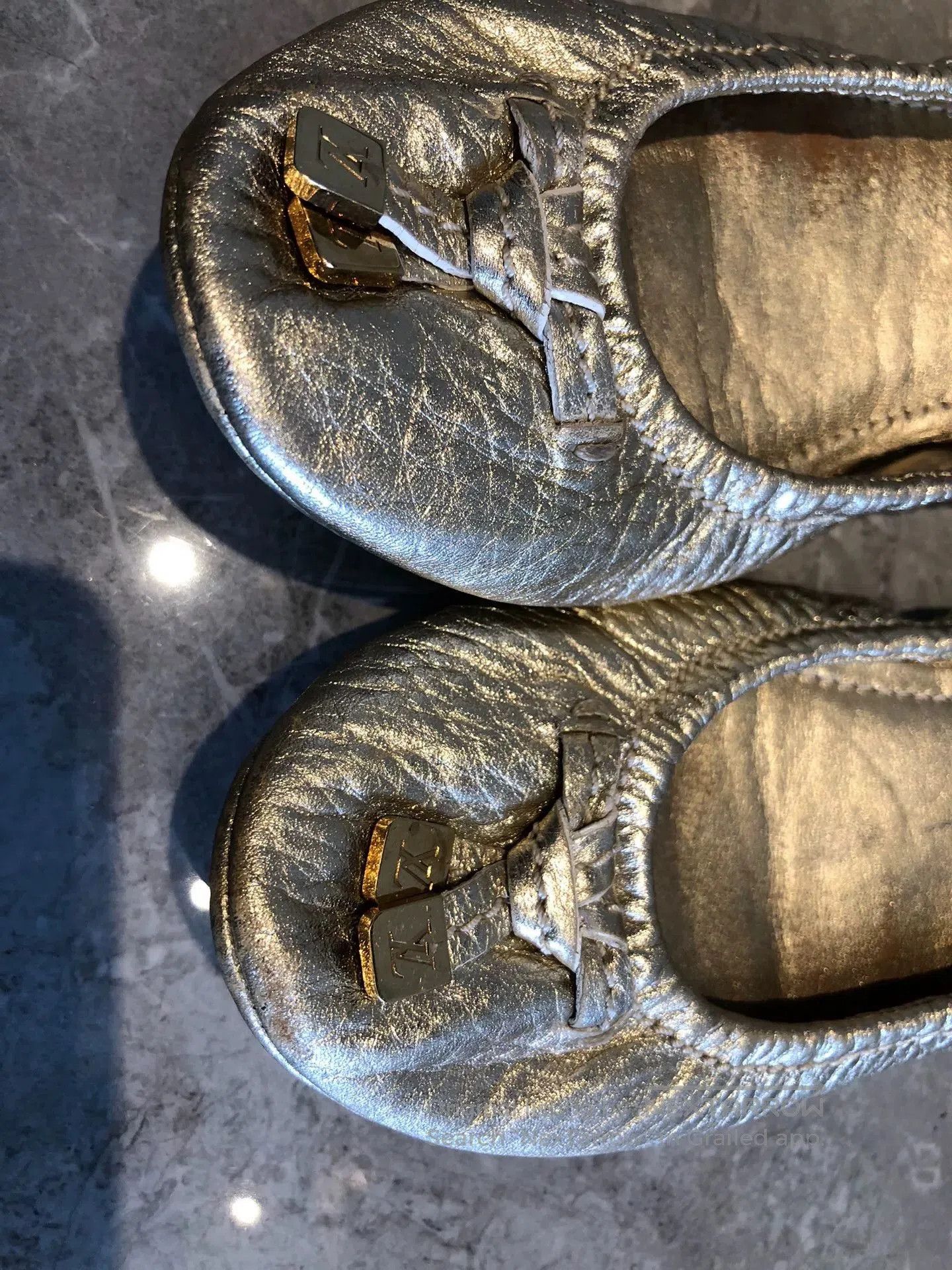 Louis Vuitton Louis Vuitton Gold Bean Shoes. Size US 5 / IT 35 - 3 Thumbnail