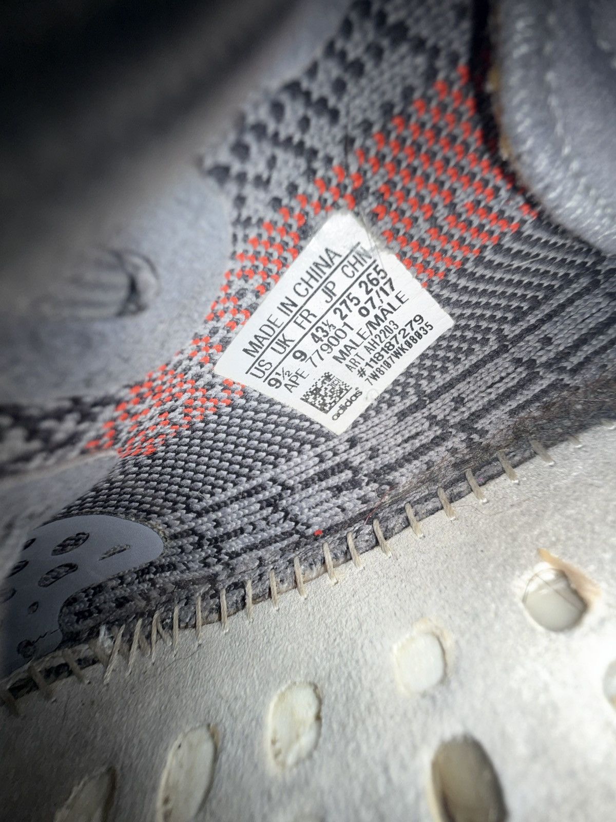 Yeezy Yeezy Beluga 2.0 2017 Size US 9.5 / EU 42-43 - 5 Thumbnail