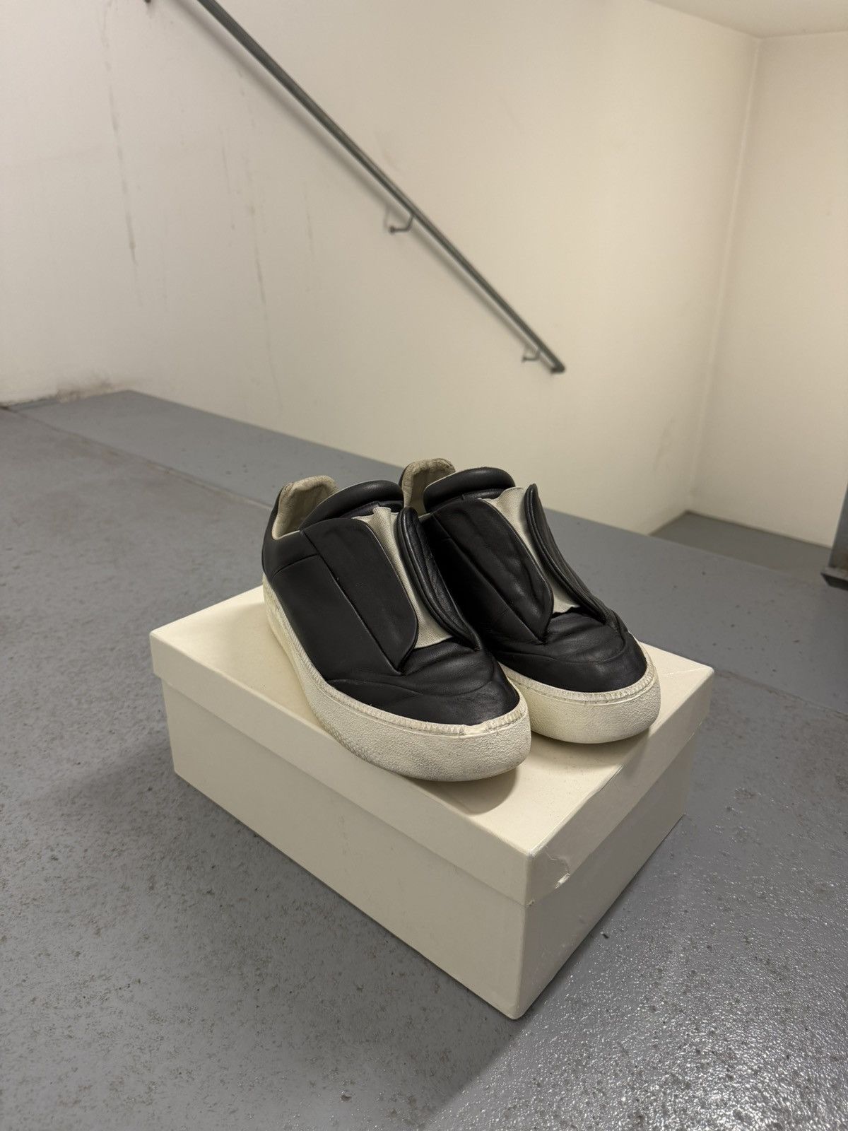 Maison Margiela Maison Margiela Future Low Sneakers Size US 8 / EU 41 - 1 Thumbnail