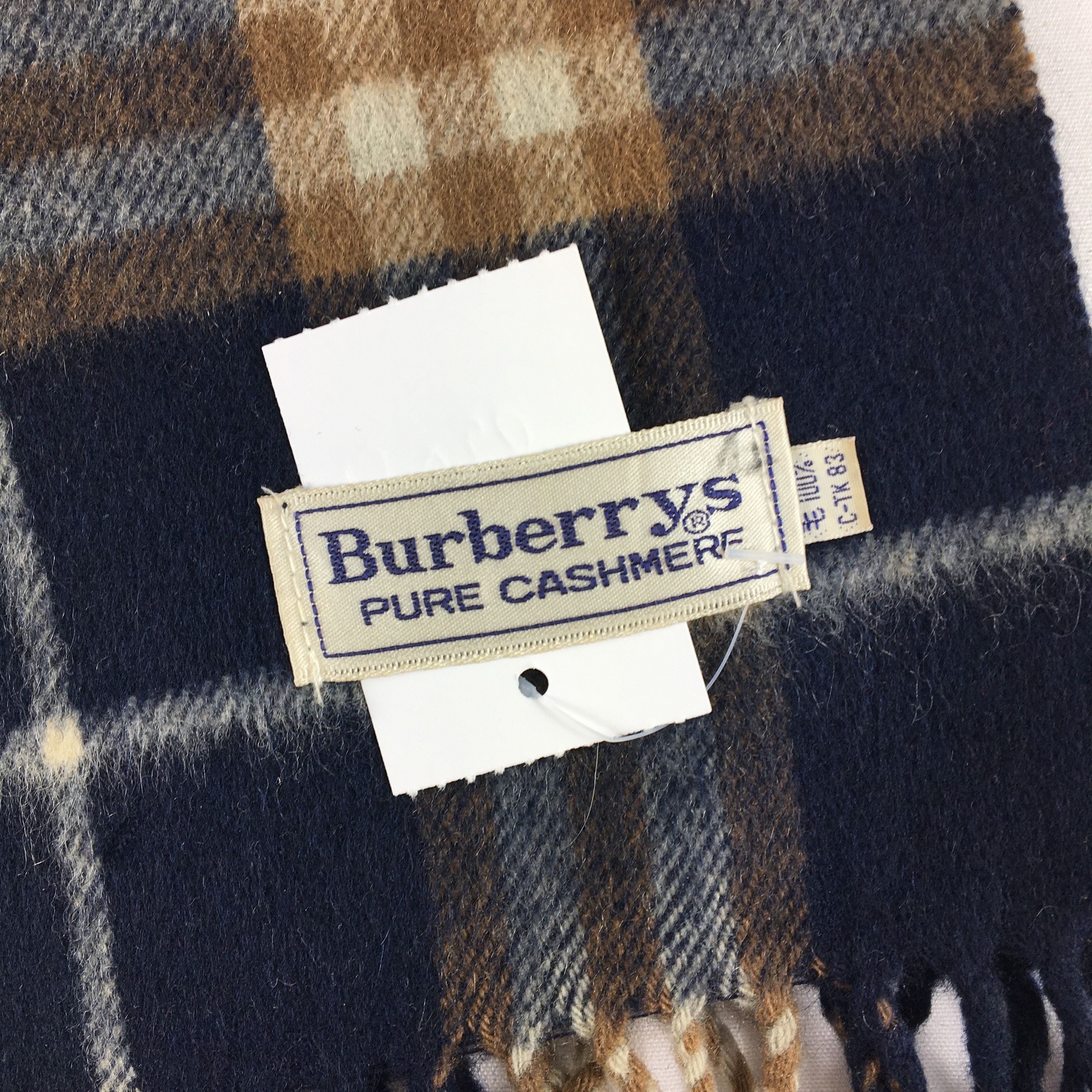 Burberry Vintage Burberry Scarf Muffler Wool Cashmere Scarves Size ONE SIZE - 4 Thumbnail