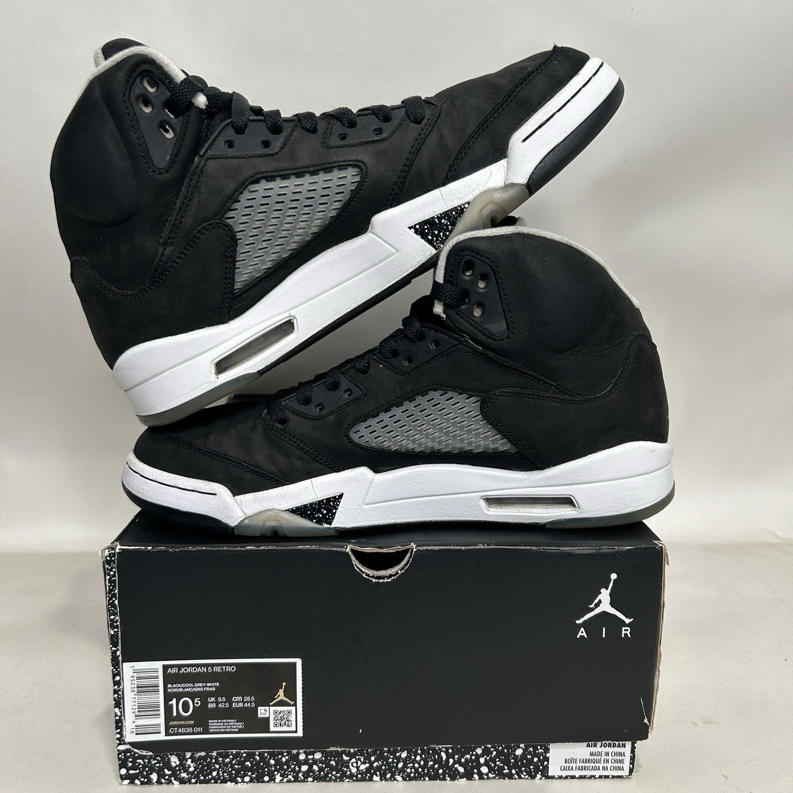 Nike Nike Air Jordan 5 Retro “Moonlight/Oreo” 2021 Size US 10.5 / EU 43-44 - 3 Thumbnail