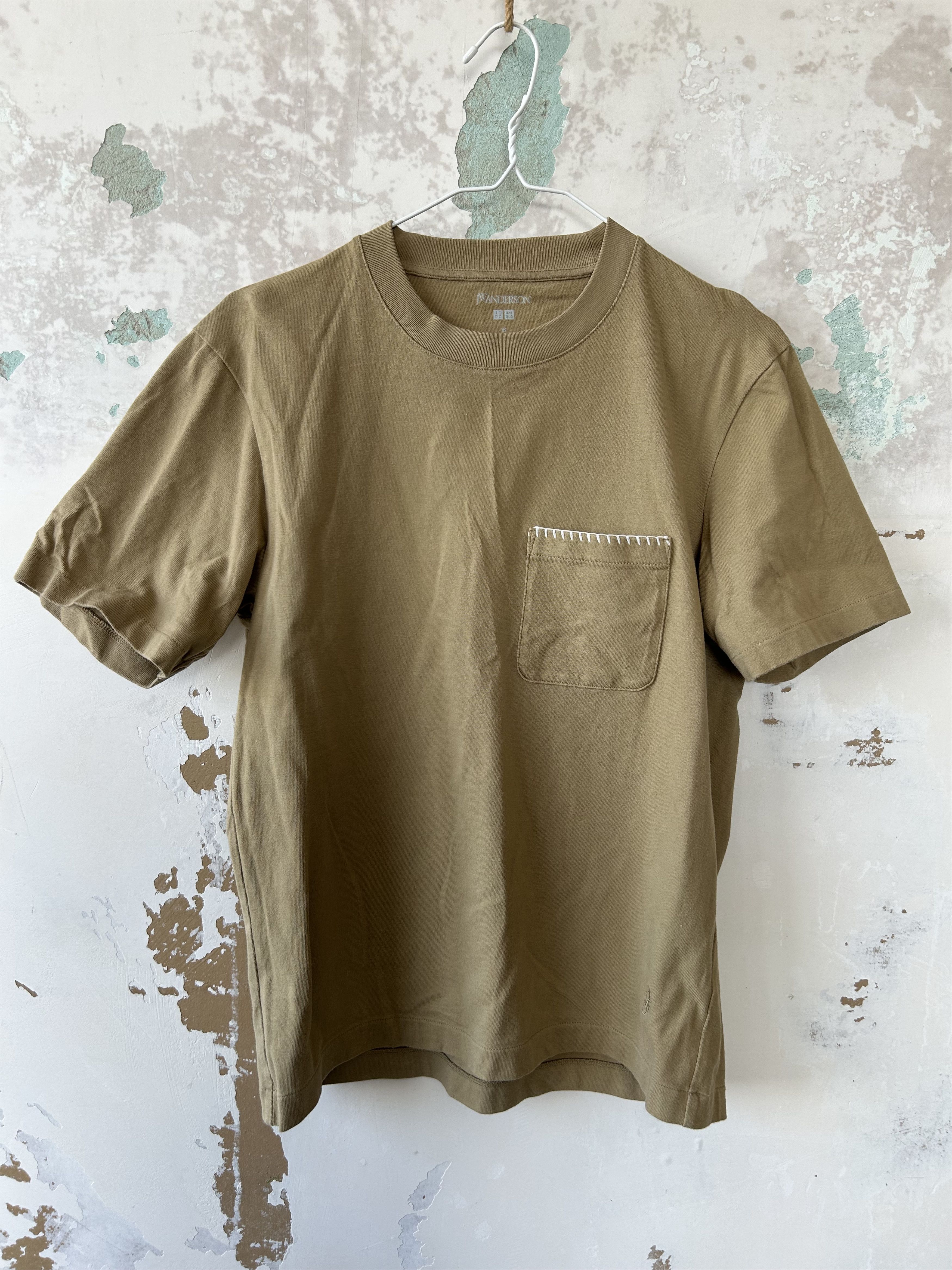 JW Anderson × Uniqlo JW ANDERSON UNIQLO SHIRT STRIPE Size US S / EU 44-46 / 1 - 1 Thumbnail