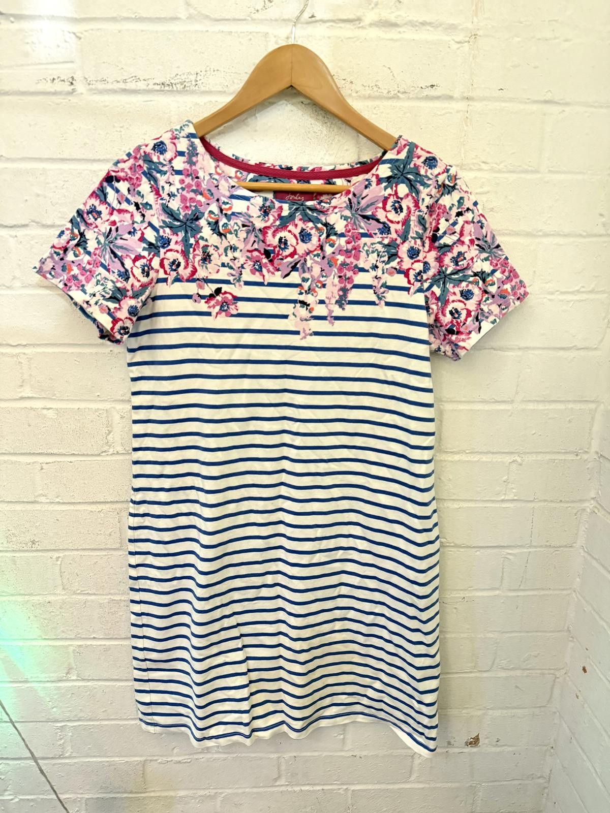 Unknown London Floral and Striped Short Sleeve Dress Size M / US 6-8 / IT 42-44 - 1 Thumbnail