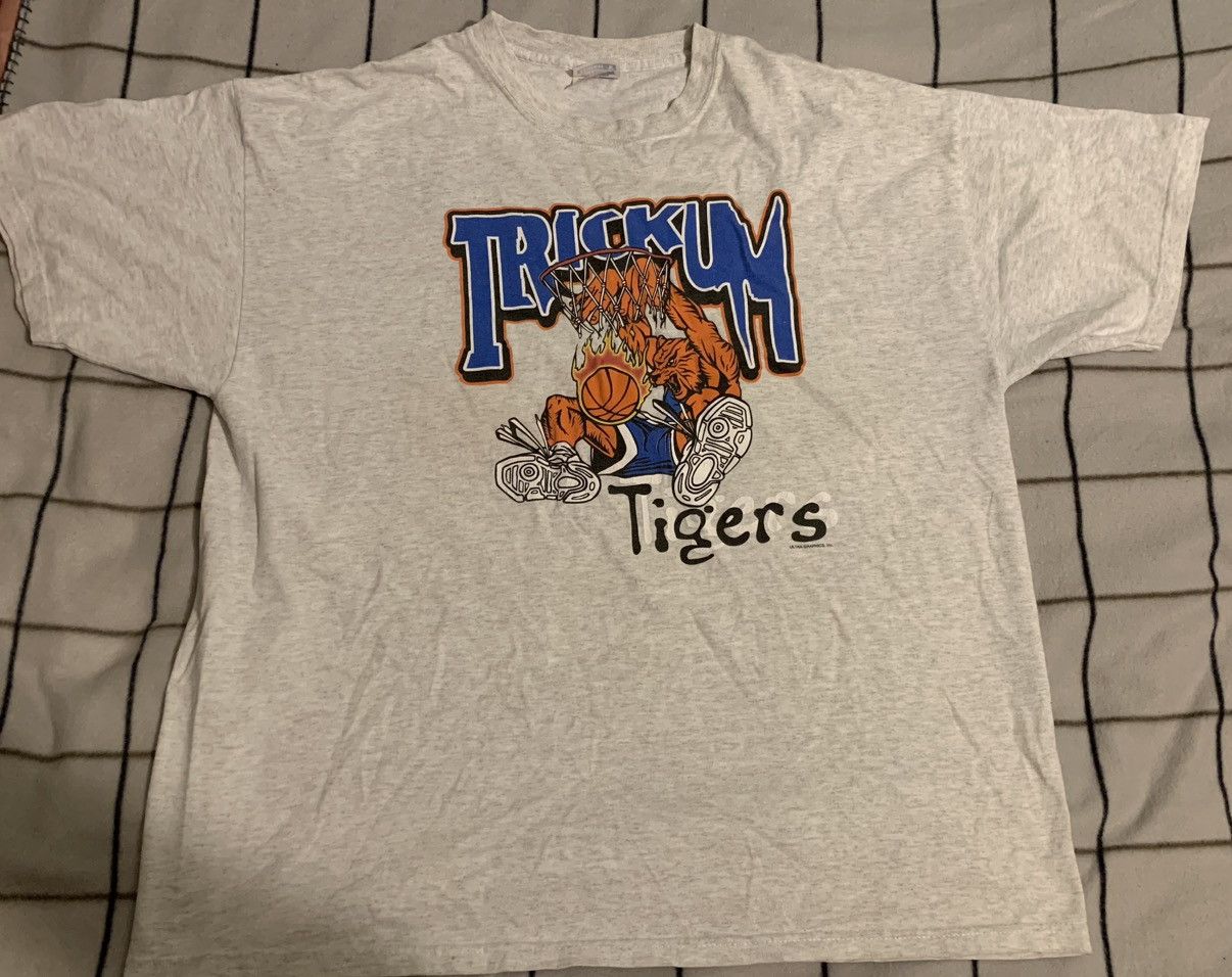 Image of NBA x Salem Vintage Tigers 2002 in Grey, Men's (Size XL)