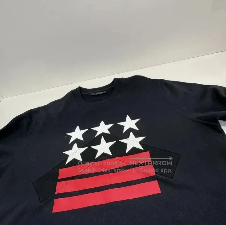 Givenchy Givenchy Black Long-Sleeve Star Stripe Sweatshirt. Size US S / EU 44-46 / 1 - 1 Thumbnail