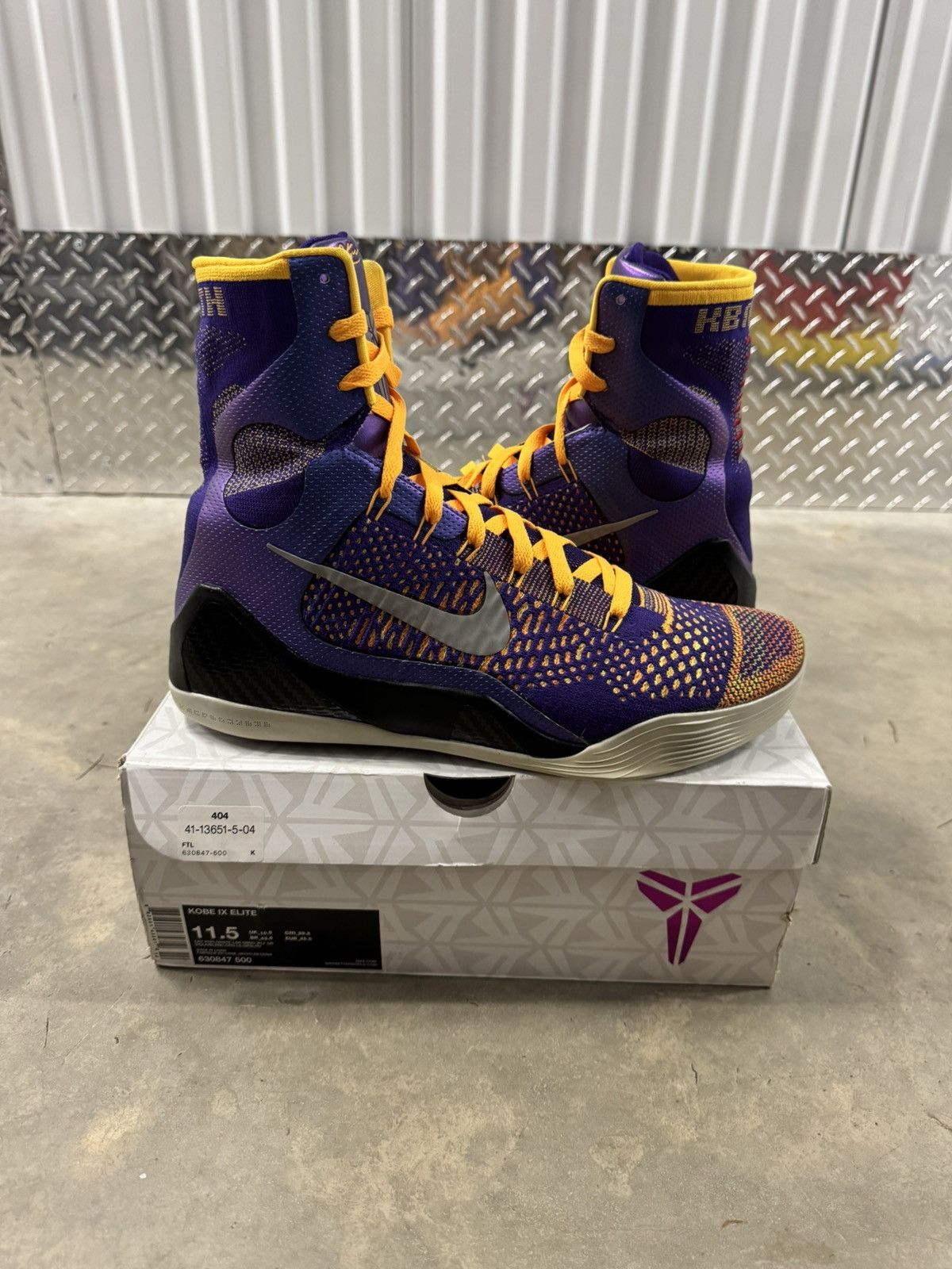 Nike Kobe Elite Showtime Lakers Size