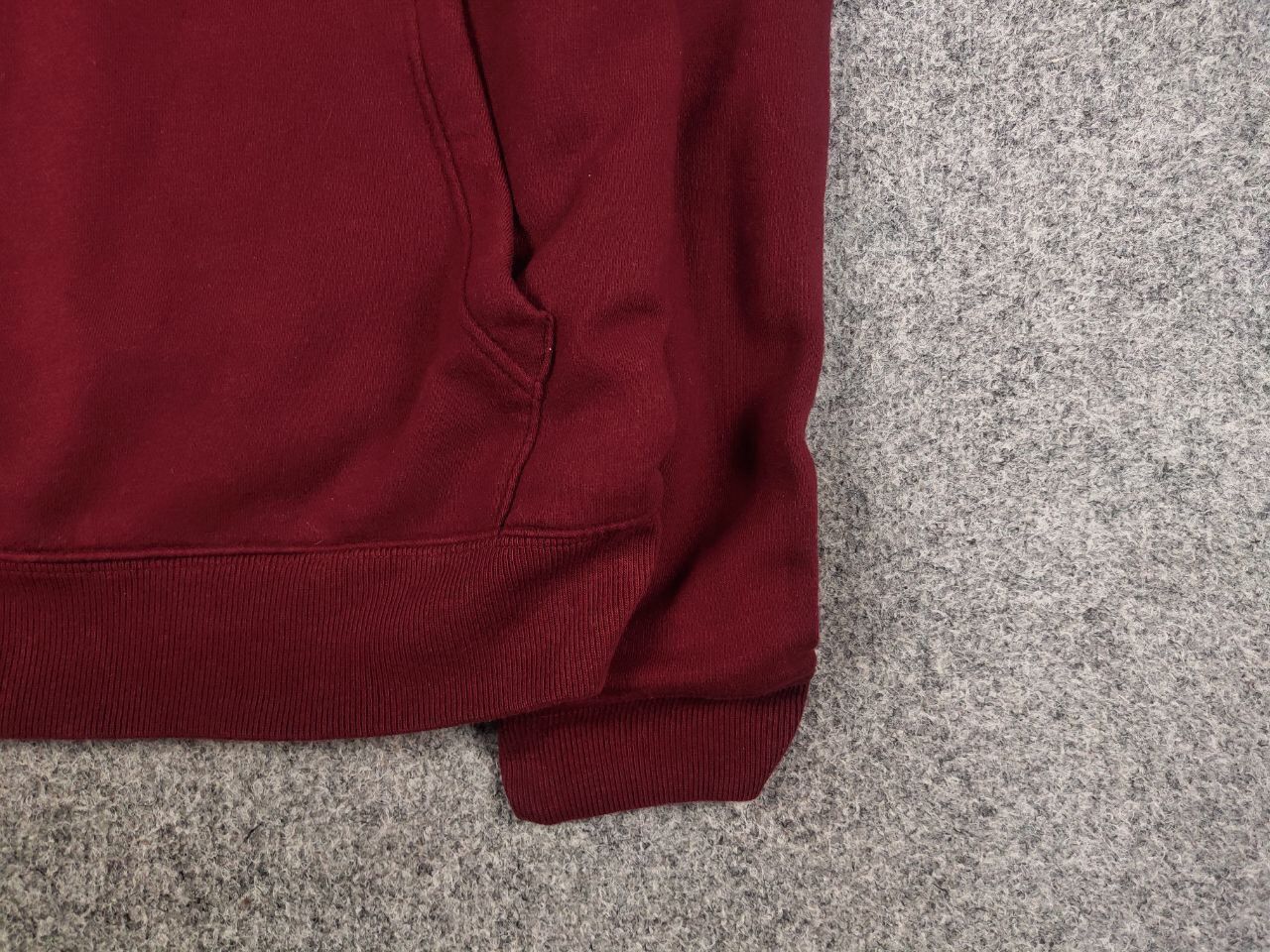 Gap Vintage Gap Burgundy Logo Classic Hoodie Y2K Hype Style Size US L / EU 52-54 / 3 - 10 Thumbnail