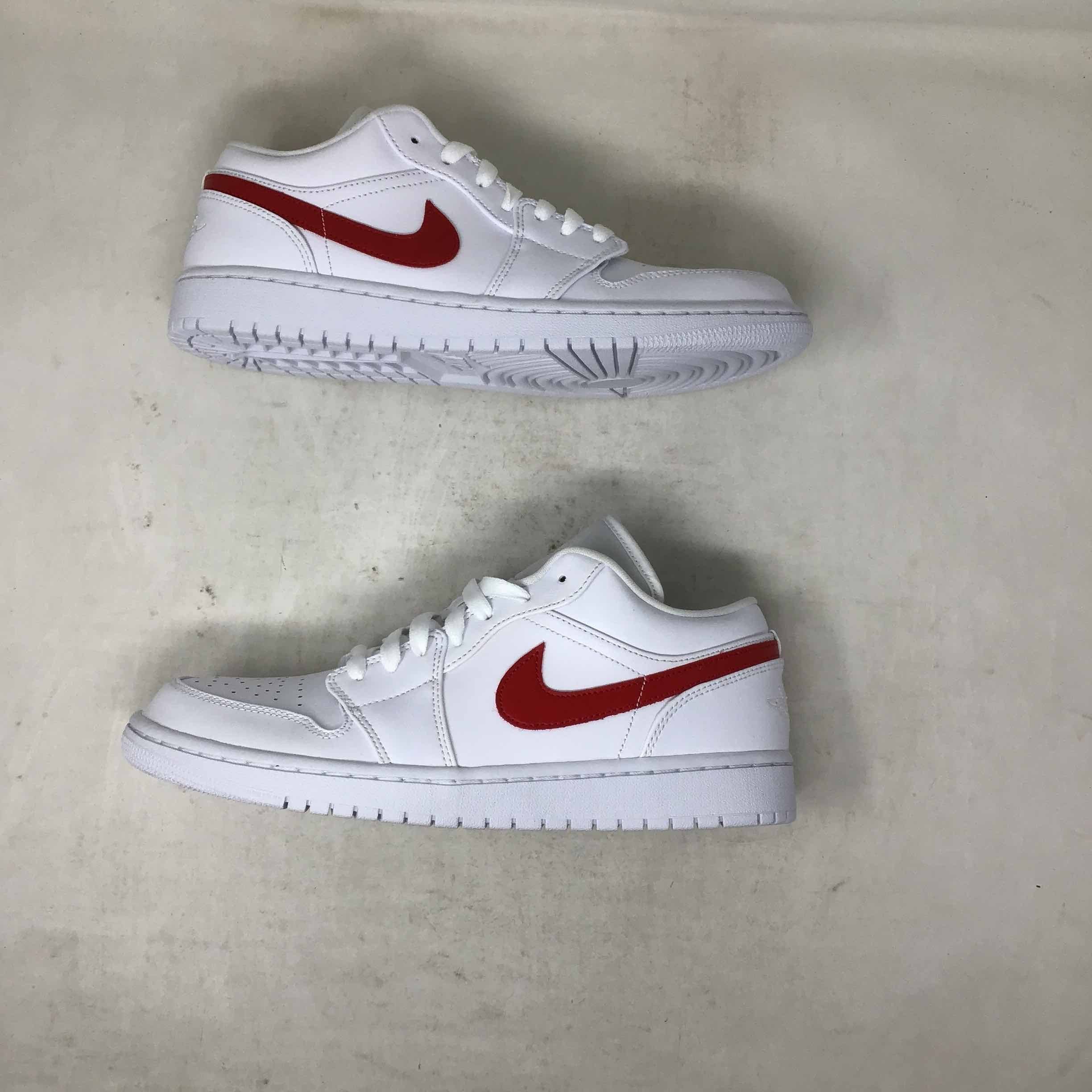 Wmns Air Jordan Low University Red