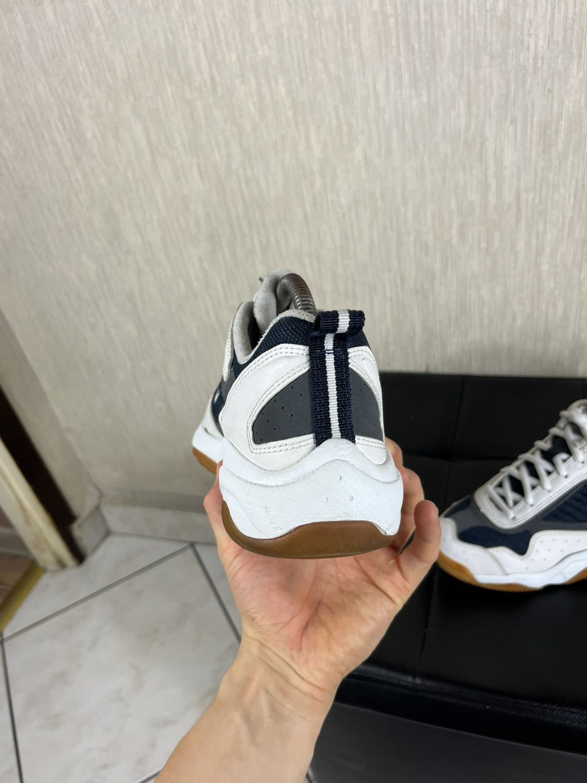 Nike Vintage Nike y2k retro small central swoosh sneakers shoes Size US 8 / EU 41 - 10 Thumbnail