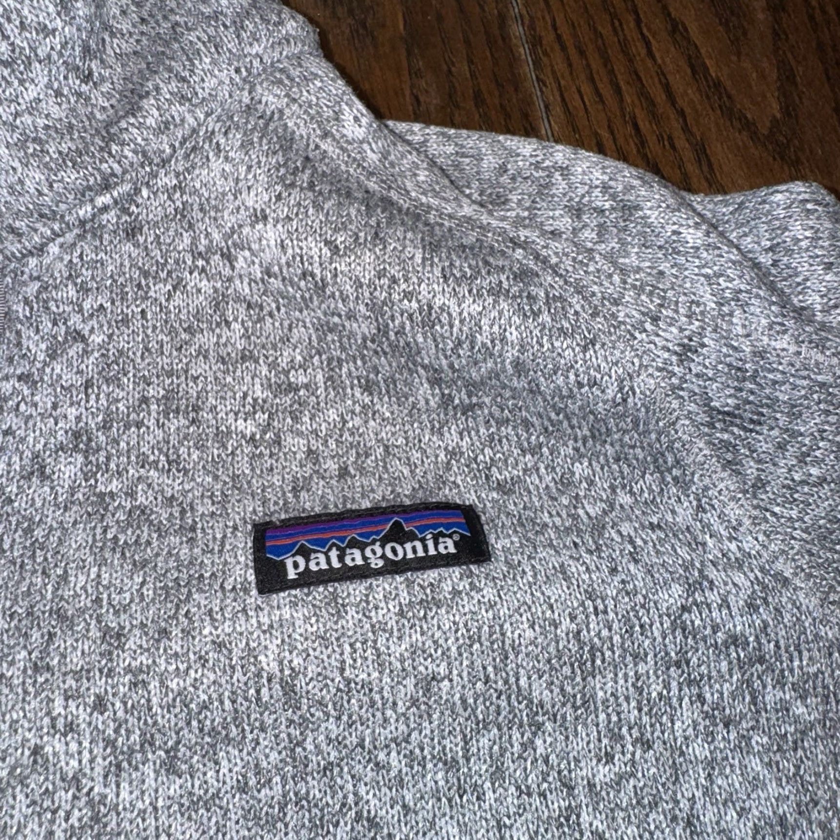 Patagonia Patagonia Better Sweater 1/4 Zip Pullover Sweater Mens Gray Medium Colgate NCAA | Outdoor, Hiking, Walking, Colgate University, 25.5 long by 19.5 Size US M / EU 48-50 / 2 - 3 Thumbnail