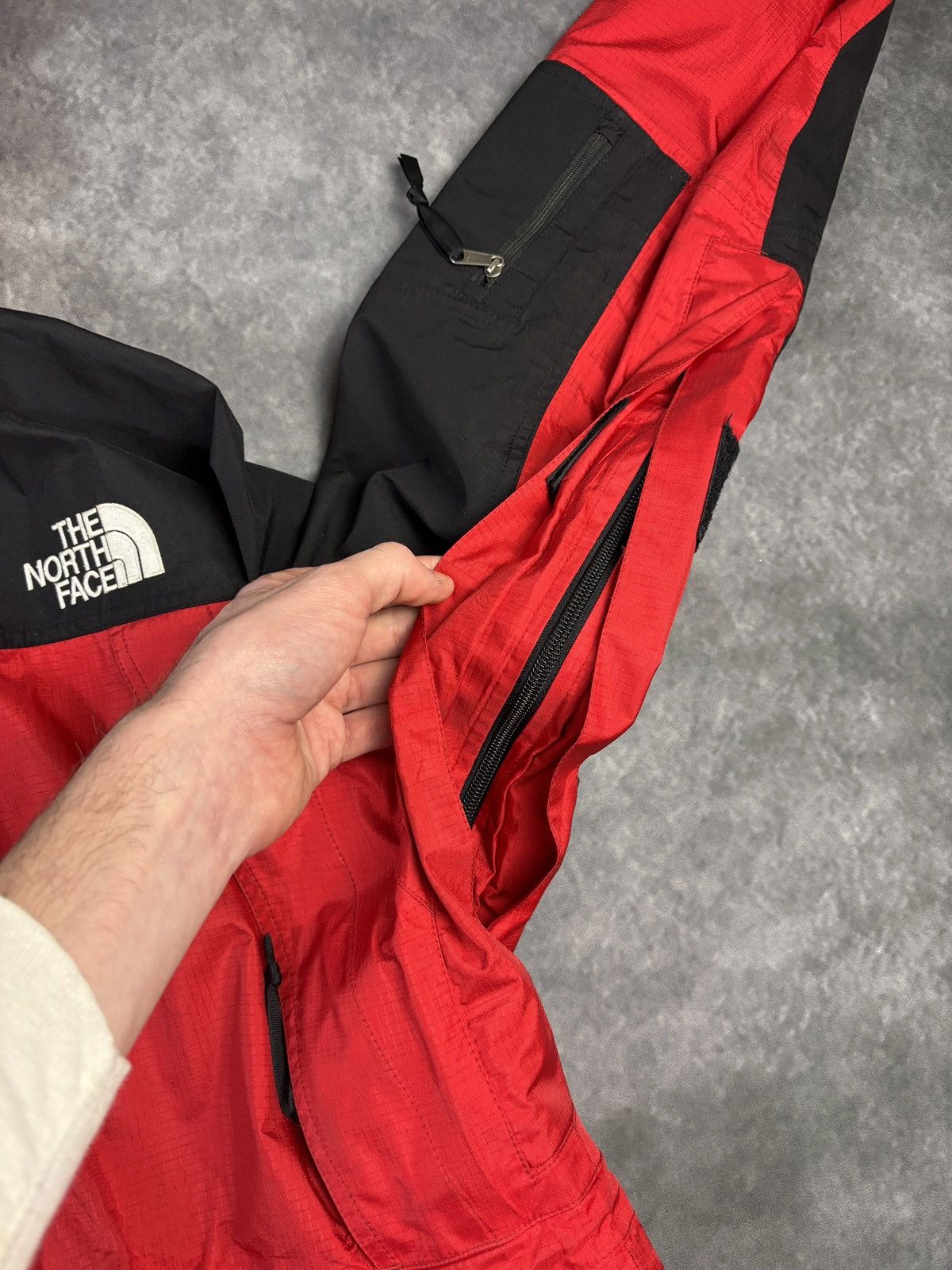 Goretex × The North Face × Vintage 1990s North Face Gore-tex Jacket Vintage TNF Shell Two Tone Size US M / EU 48-50 / 2 - 21 Thumbnail