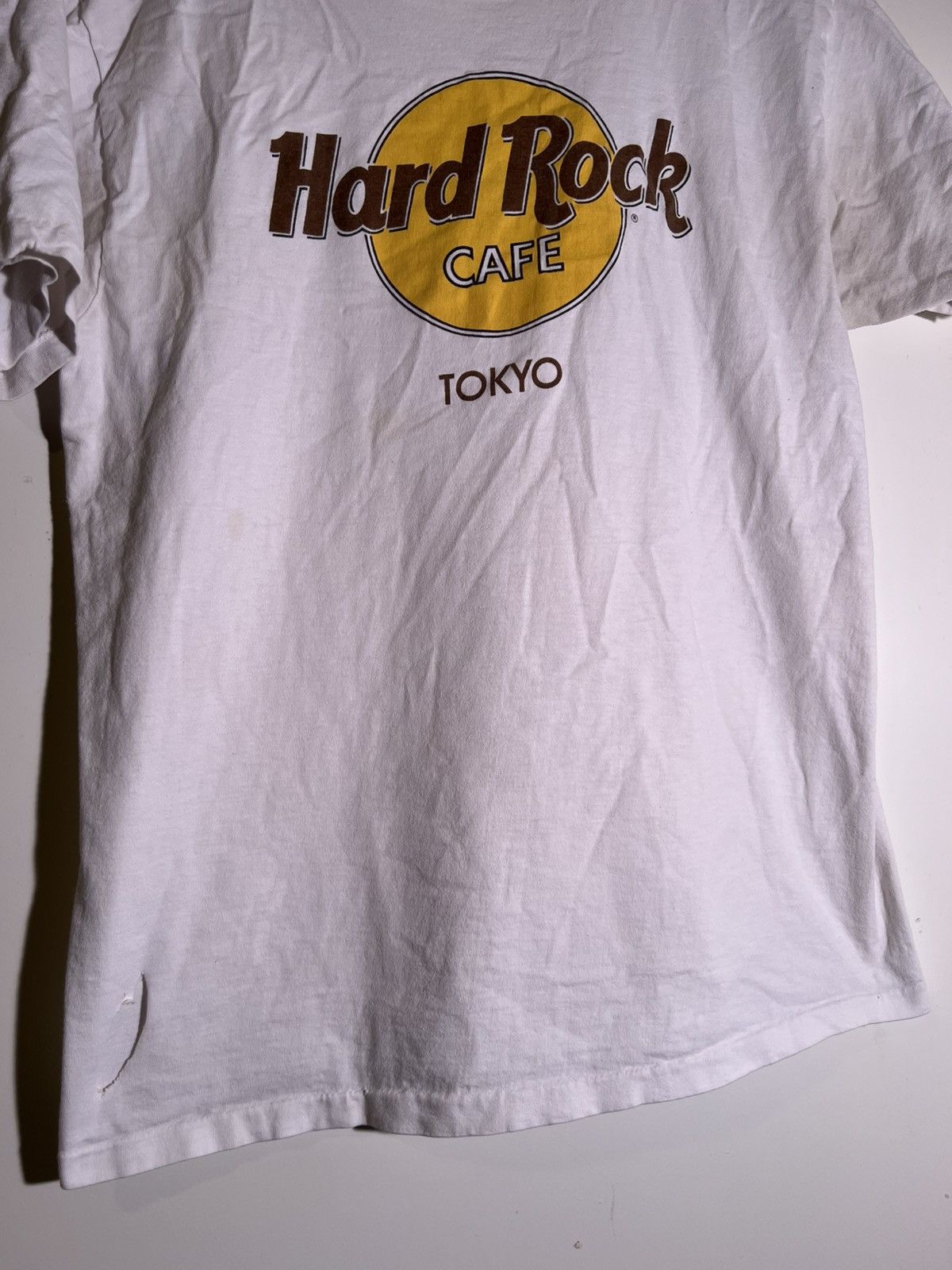 Vintage 80’s 90’s VTG Vintage Hard Rock Cafe Tokyo Japan Retro Tee Size US L / EU 52-54 / 3 - 4 Thumbnail