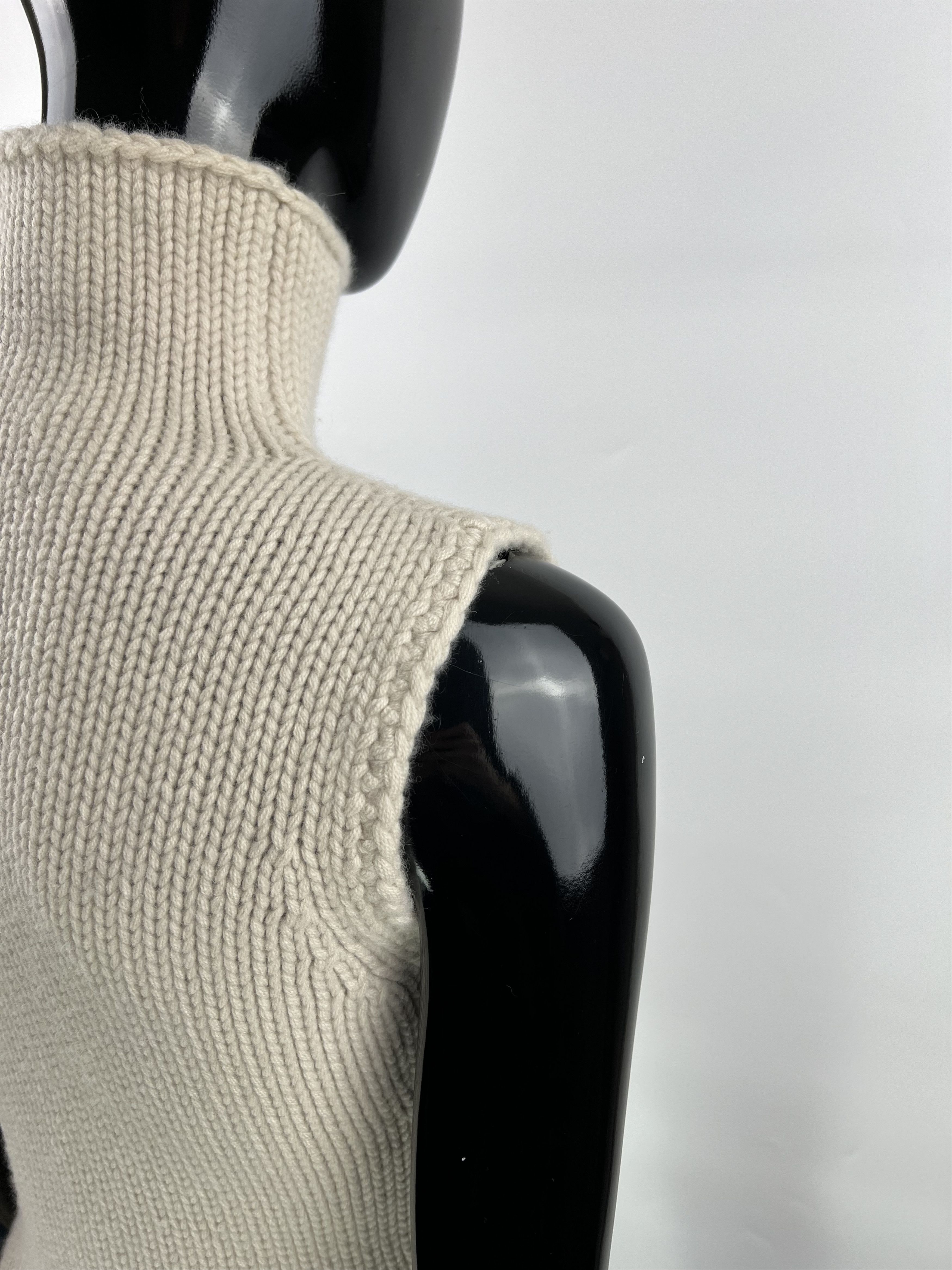Other 81 Hours Women’s Ivory 100% Cashmere Cable Knit Vest Size S Size S / US 4 / IT 40 - 8 Thumbnail