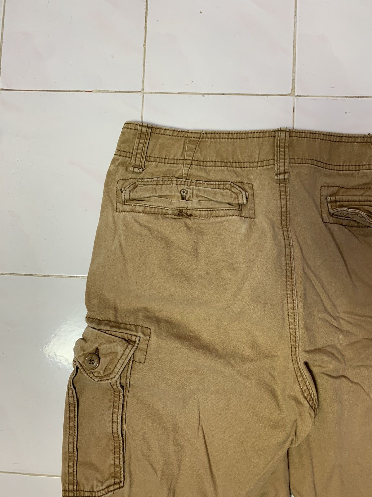 Old Navy Steals! Old Navy Cargo Short Pants Multipocket Size US 36 / EU 52 - 4 Thumbnail
