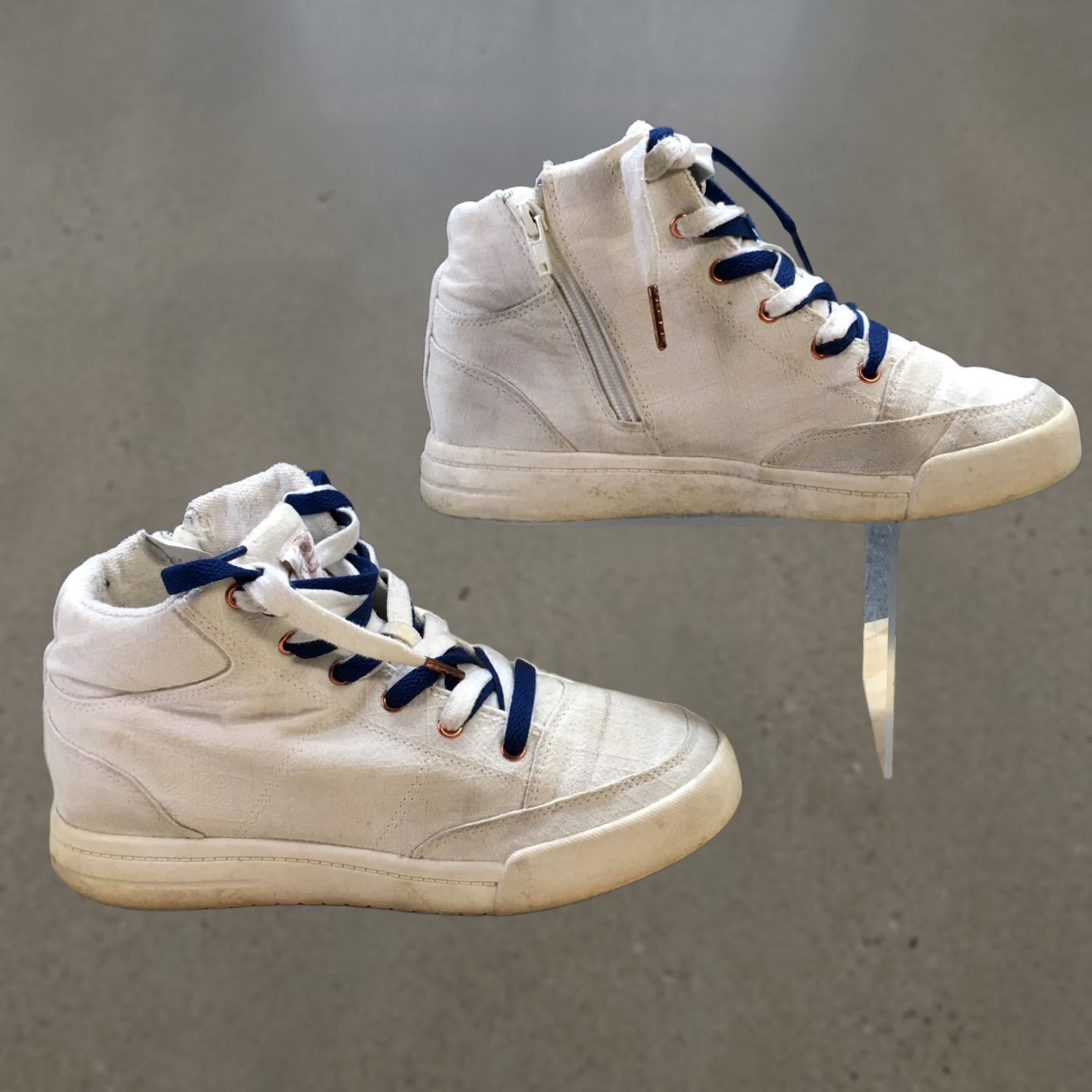Vintage ROXY Camy U High Top Lace Up Sneakers White Fabric Womens 8 Shoe Sneakers Casual Walking ARJS600494 Size M / US 6-8 / IT 42-44 - 1 Thumbnail