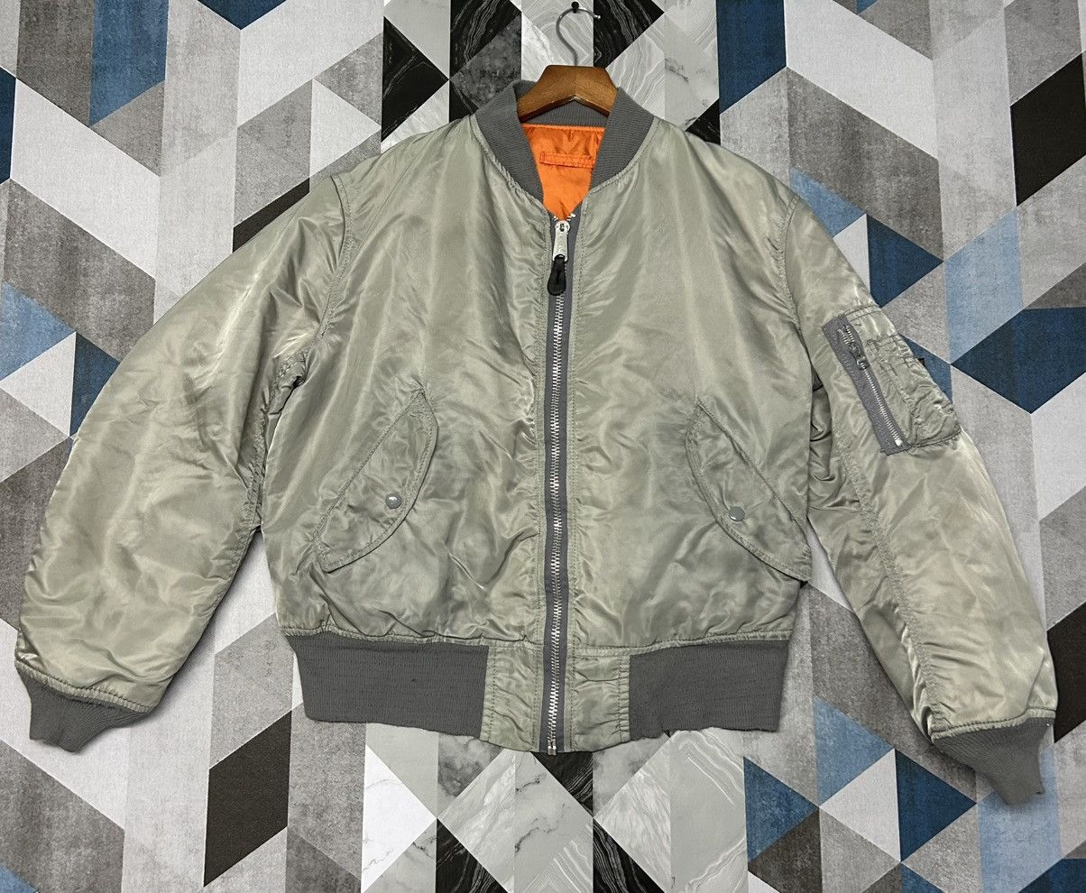 🔥🔥🔥🔥🔥 Vintage ALPHA INDUSTRIES MA-1 BOMBER JACKET RIVERSIBLE