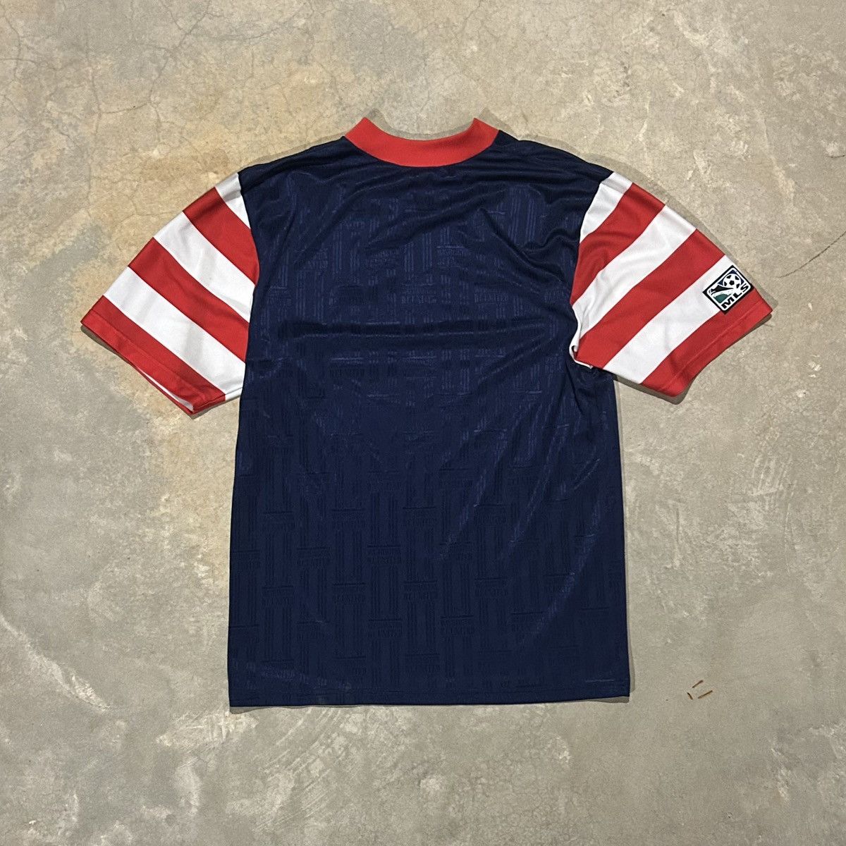 Adidas × Vintage Rare Vintage 1997/1998 DC United MLS Soccer Jersey Size US XL / EU 56 / 4 - 6 Thumbnail