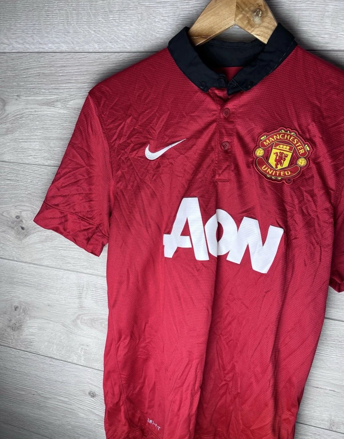 Other VINTAGE SOCCER JERSEYS NIKE MANCHESTER UNITED POLO SIZE S Size US S / EU 44-46 / 1 - 3 Thumbnail