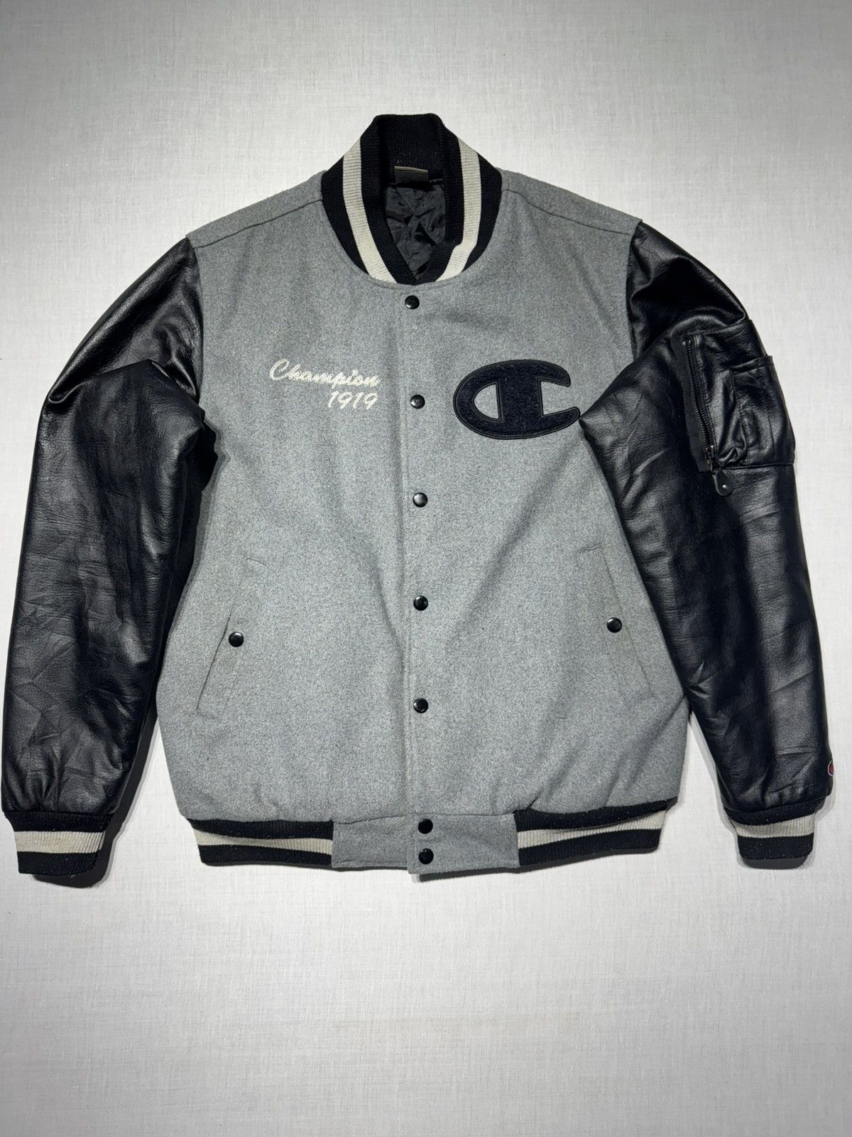 CHAMPION VINTAGE VARSITY JACKET 🚀