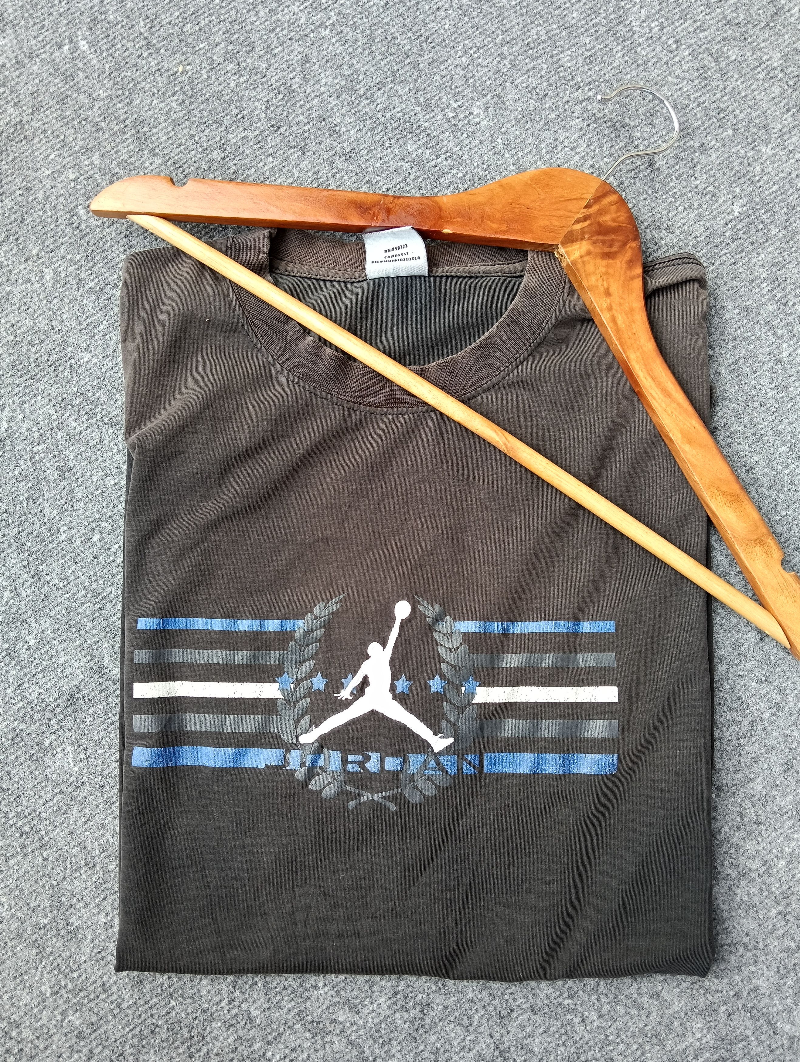 Jordan Brand × Nike × Vintage VINTAGE AIR JORDAN FADED BLACK TSHIRT. Size US XL / EU 56 / 4 - 11 Thumbnail