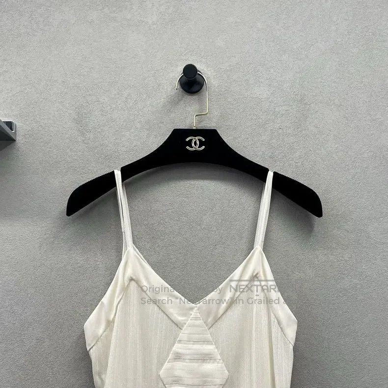 Chanel Chanel White two-piece suspender skirt with lining Size XS / US 0-2 / IT 36-38 - 4 Thumbnail