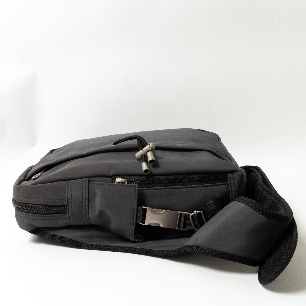 Issey Miyake Authentic TETE HOMME by Issey Miyake Crossbody bag Size ONE SIZE - 4 Thumbnail