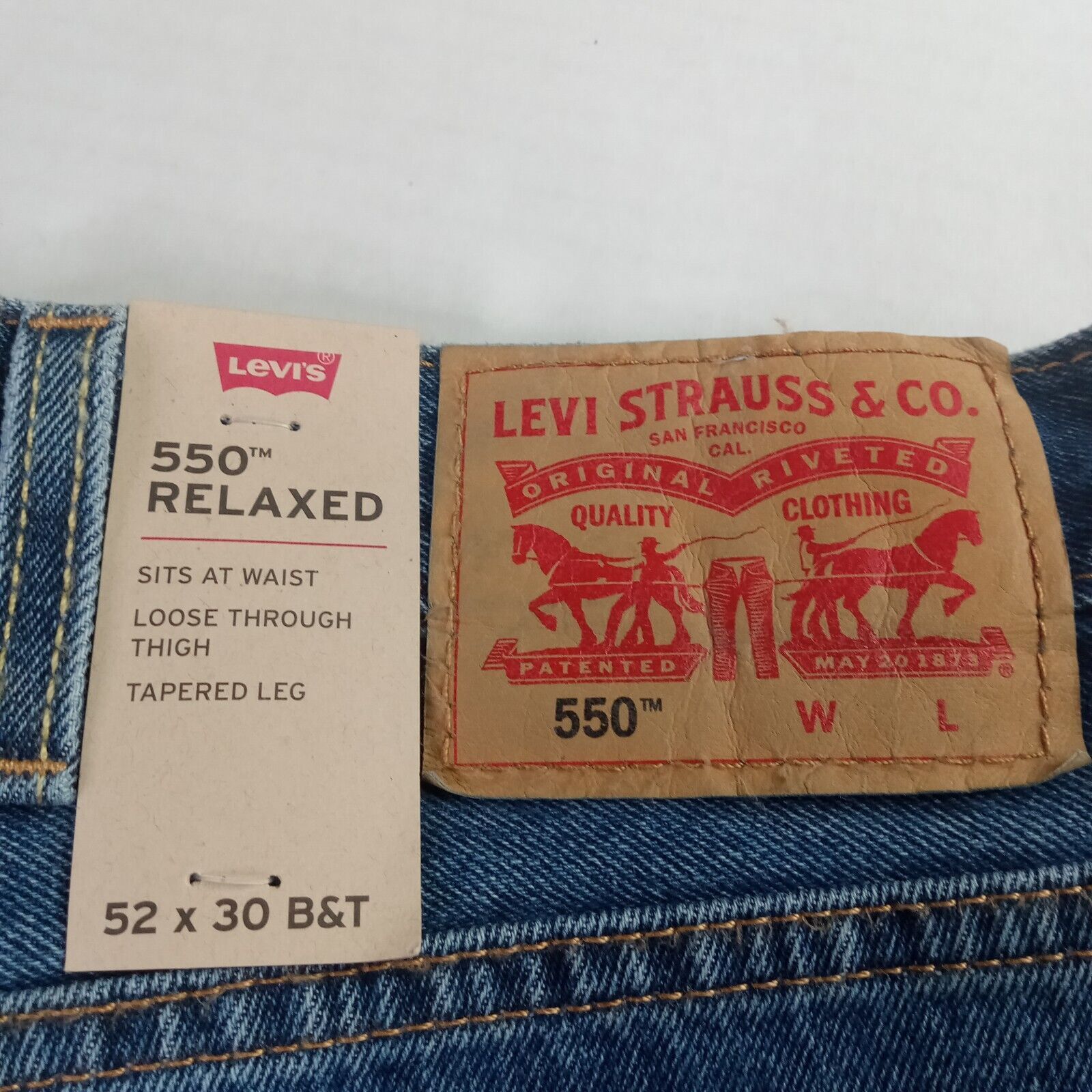 Levi's Levi's 550 Relaxed Jeans Men’s Size 52x30 Blue Loose Tapered Size US 44 / EU 60 - 8 Thumbnail