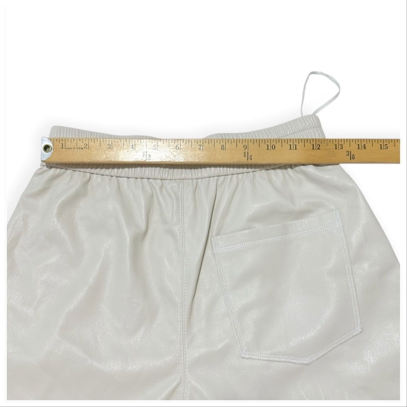 Nanushka Nanushka Yolie Vegan Leather Long Shorts – Off White Size S Size 24" / US 00 / IT 34 - 10 Thumbnail