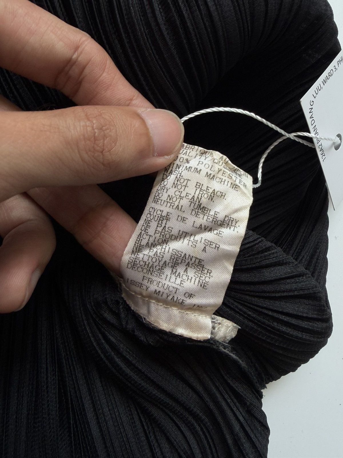 Pleats Please Issey Miyake Pleats Please AW2000 Side Split Sleeveless Top Size M / US 6-8 / IT 42-44 - 7 Thumbnail