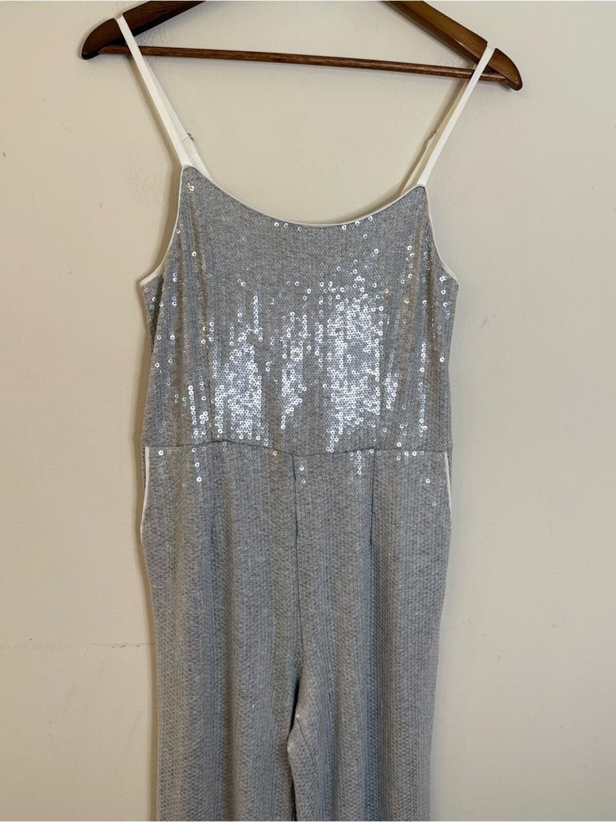 Other Ett:twa Anthropologie silver sequin sleeveless jumpsuit SZ 2 Size 26" / US 2 / IT 38 - 2 Thumbnail