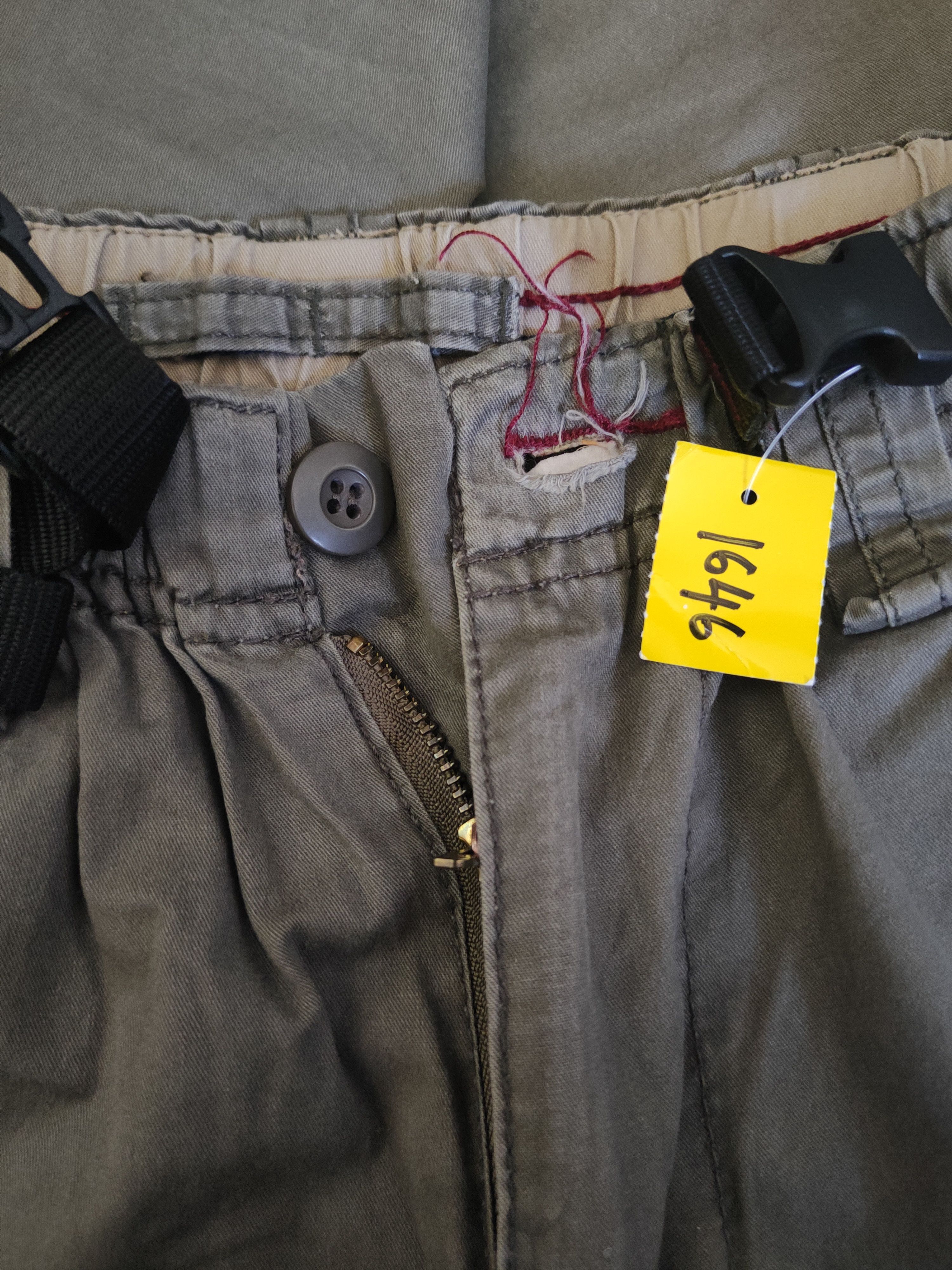 Japanese Brand DL Japanese Brand Olive Multipocket Cargo Pants #1646 Size US 29 - 14 Thumbnail