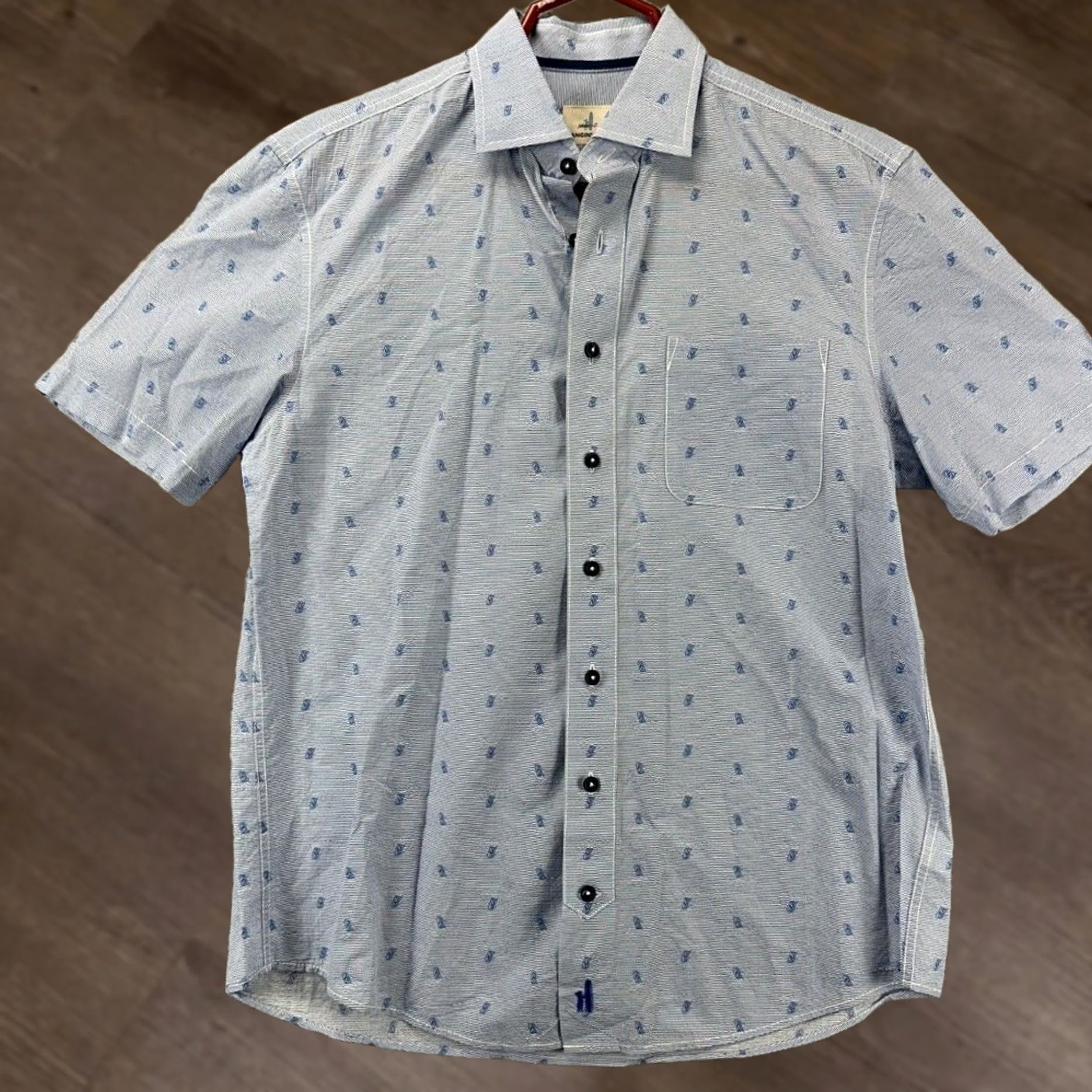 johnnie-O Johnnie-O Hangin Out Button Up Shirt Mens Small Blue Allover Print Surfing Button-Up Short Sleeve Collar Casual Workwear Pockets Mens Size US S / EU 44-46 / 1 - 1 Thumbnail