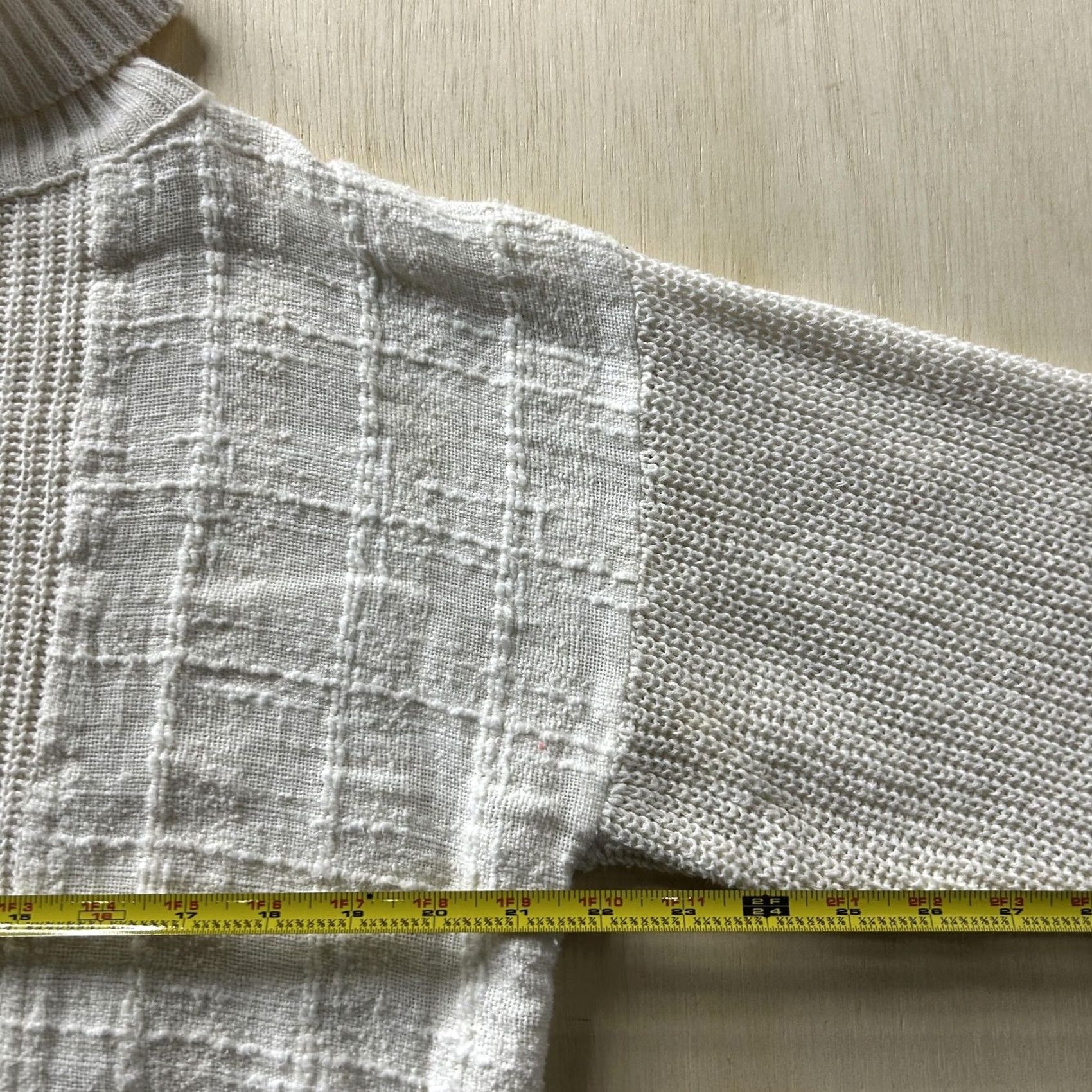 Vintage VINTAGE Tony Lambert Sweater Womens Medium White Turtleneck Knit Pullover Size M / US 6-8 / IT 42-44 - 4 Thumbnail