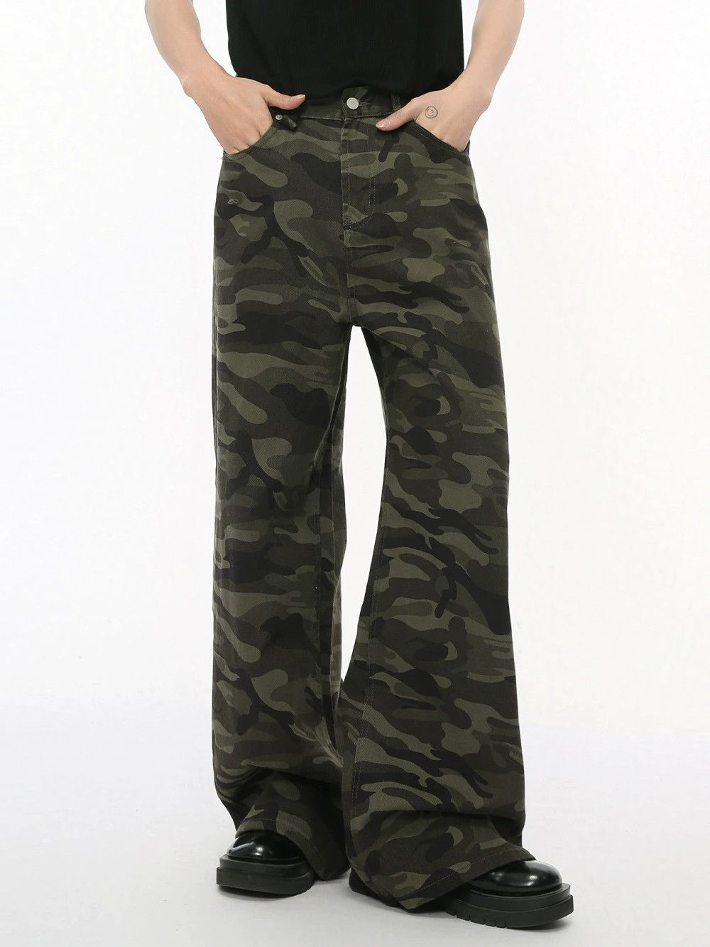 Jean American retro street camouflage straight wide-leg jeans Size US 32 / EU 48 - 1 Thumbnail
