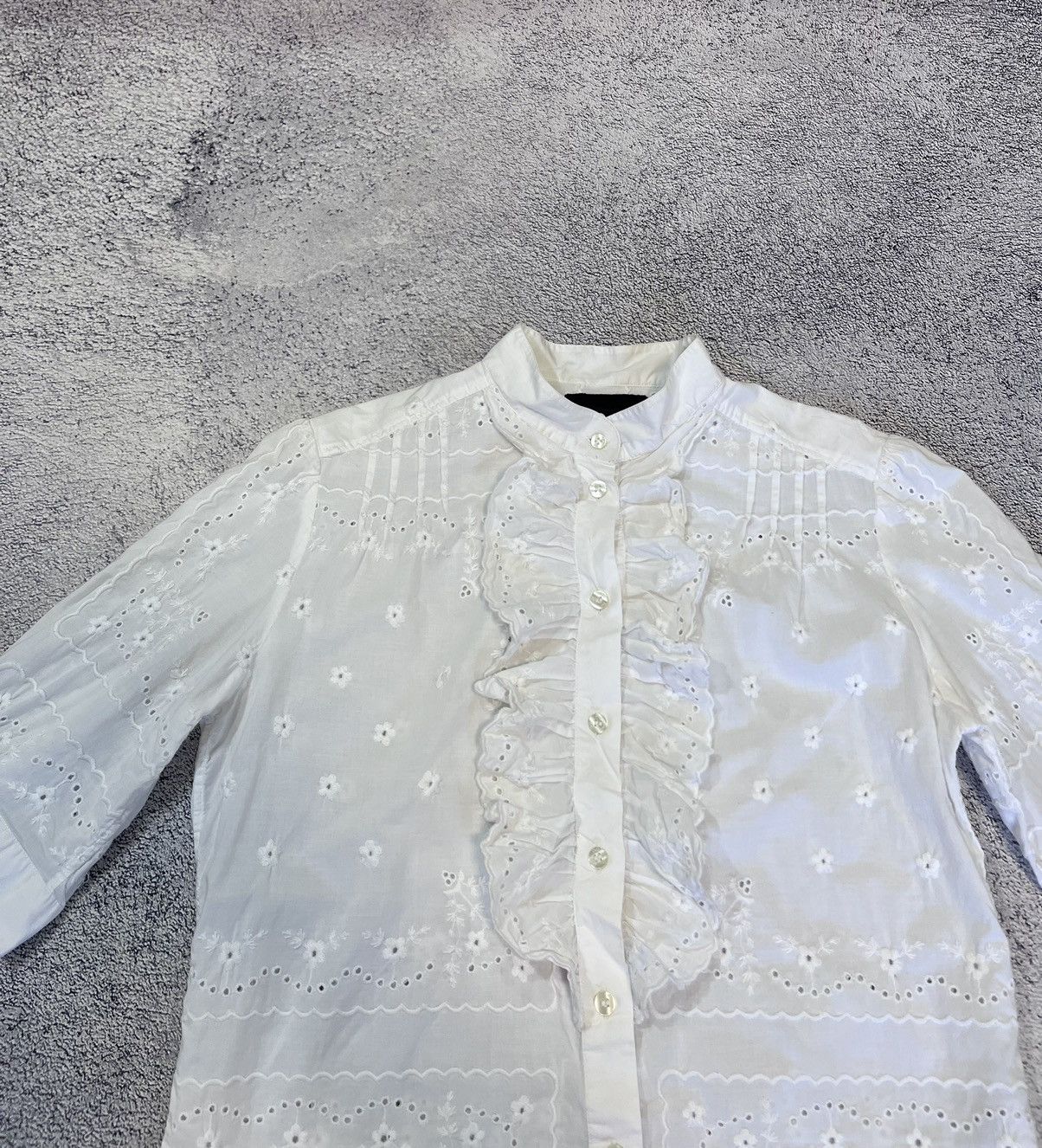Dolce & Gabbana Dolce & Gabbana White Eyelet Embroidered Blouse Ruffle Front Size M / US 6-8 / IT 42-44 - 7 Thumbnail