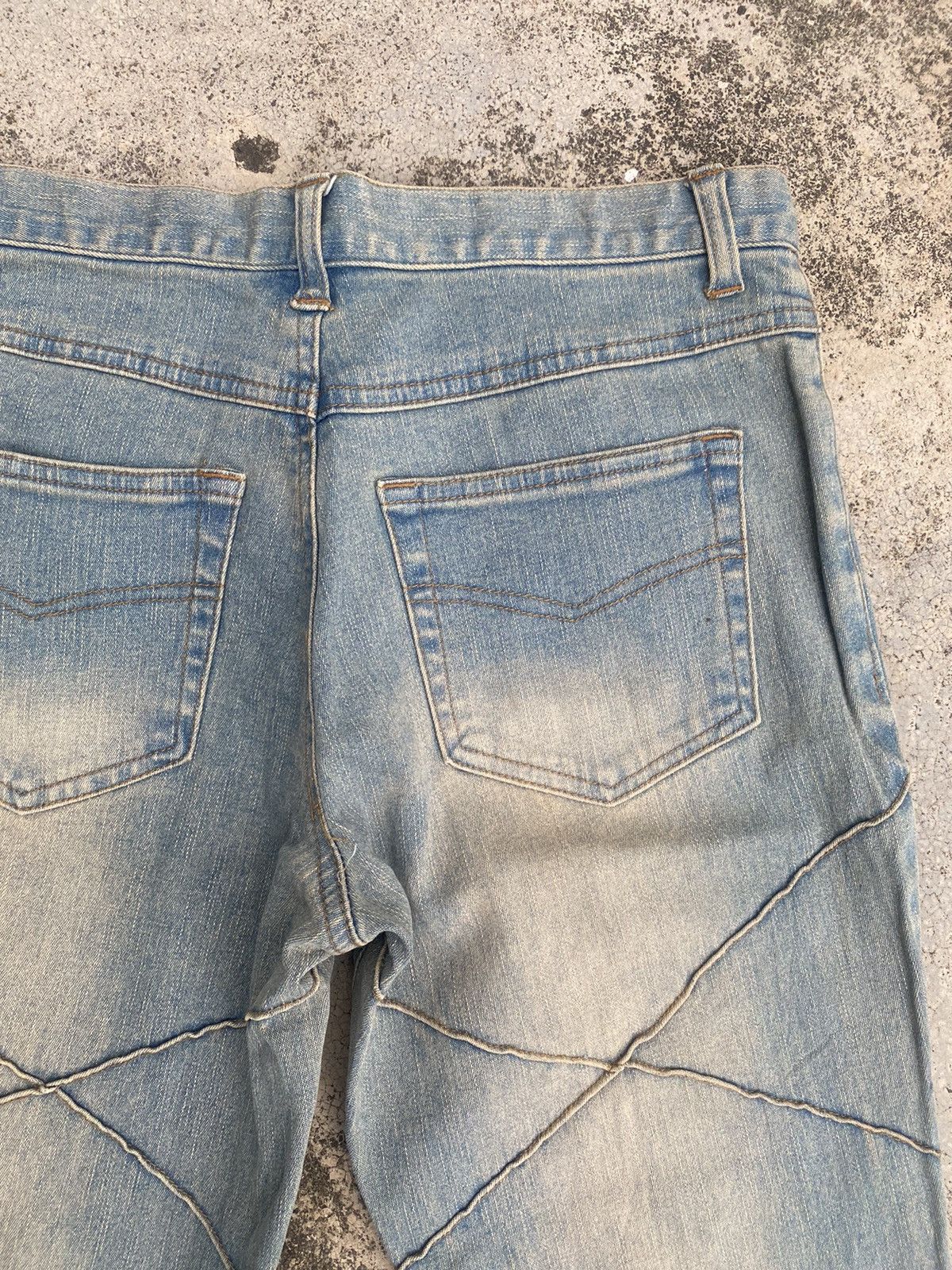 If Six Was Nine × Japanese Brand × Uniqlo Flare Jeans Uniqlo Hagi Mud Clawmark Bootcut Size US 28 / EU 44 - 21 Thumbnail