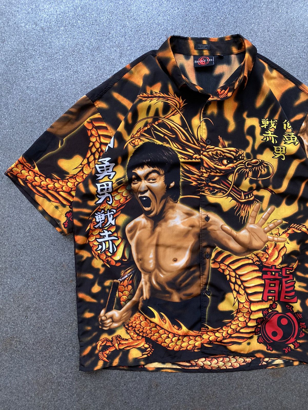 Vintage Vintage Bruce Lee Over Print Shirt Button Up Size US XXL / EU 58 / 5 - 8 Thumbnail