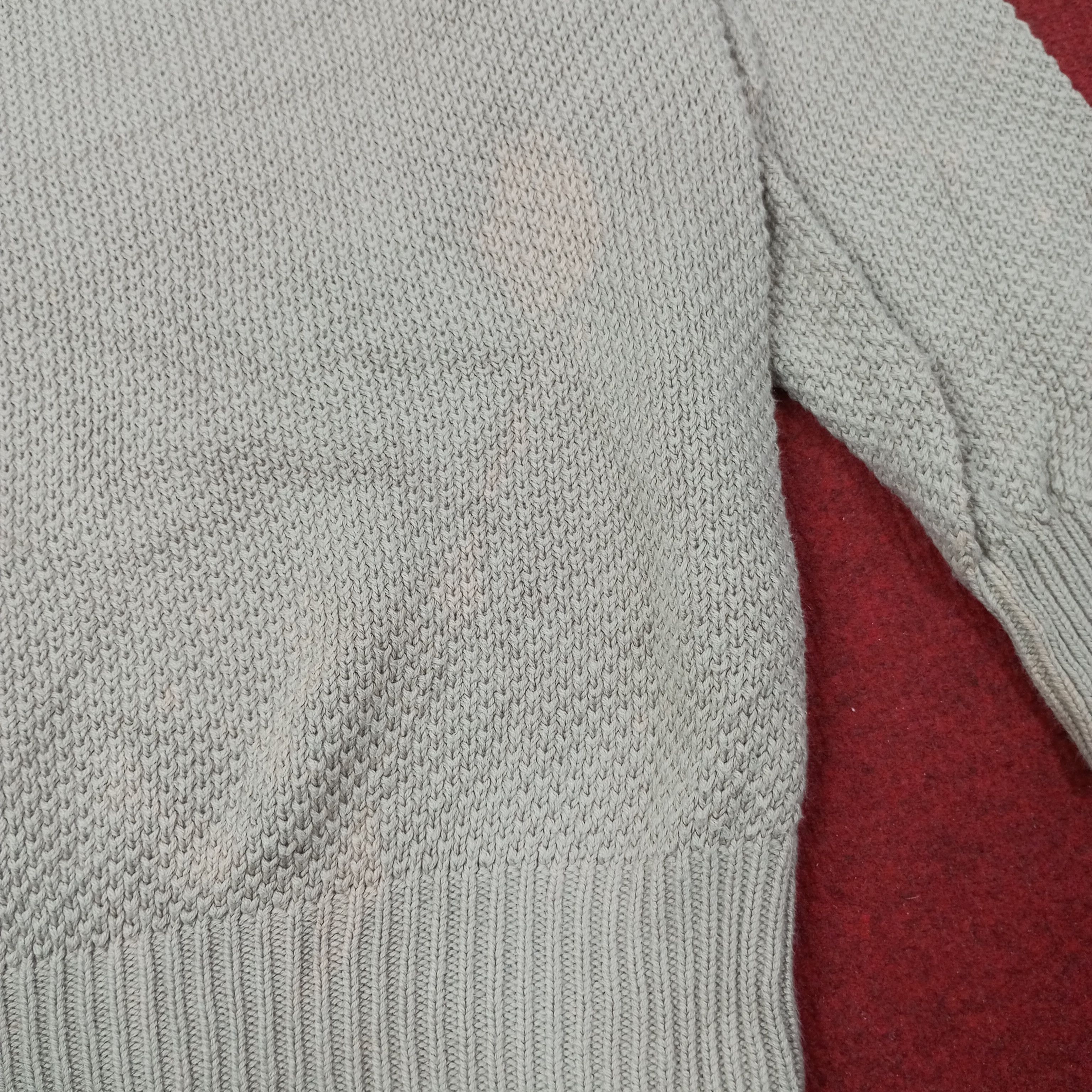 Uniqlo Uniqlo Japanese Brand Custom Art Knitwear c224n26 Size US L / EU 52-54 / 3 - 6 Thumbnail