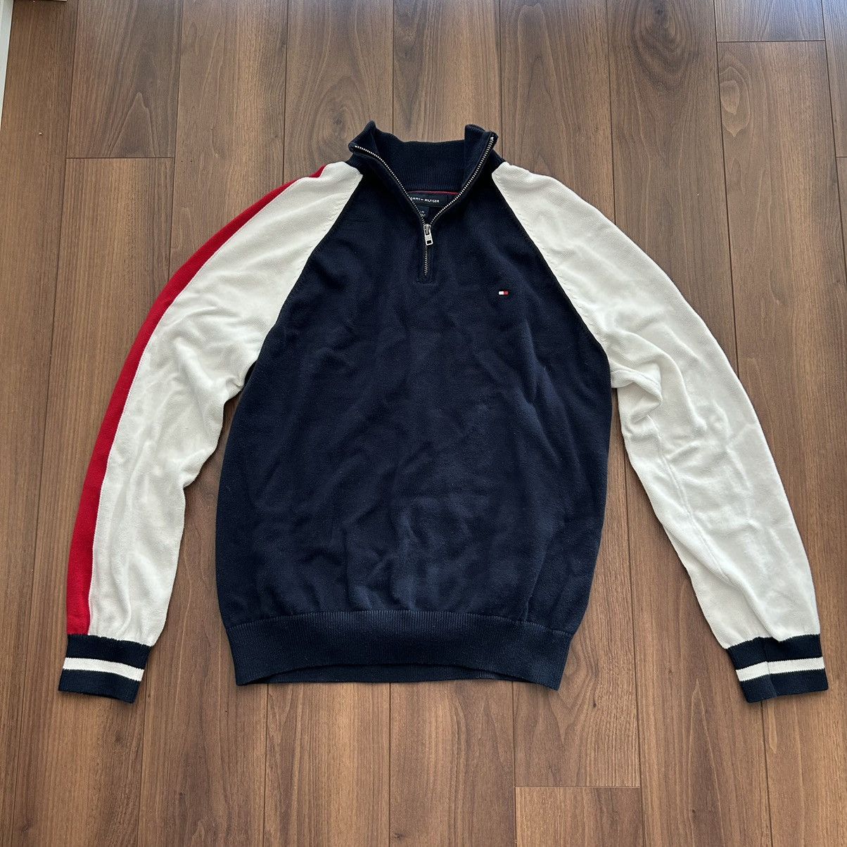 Designer × Tommy Hilfiger × Vintage VINTAGE TOMMY HILFIGER LONG SLEEVE SWEATSHIRT Size US L / EU 52-54 / 3 - 1 Thumbnail