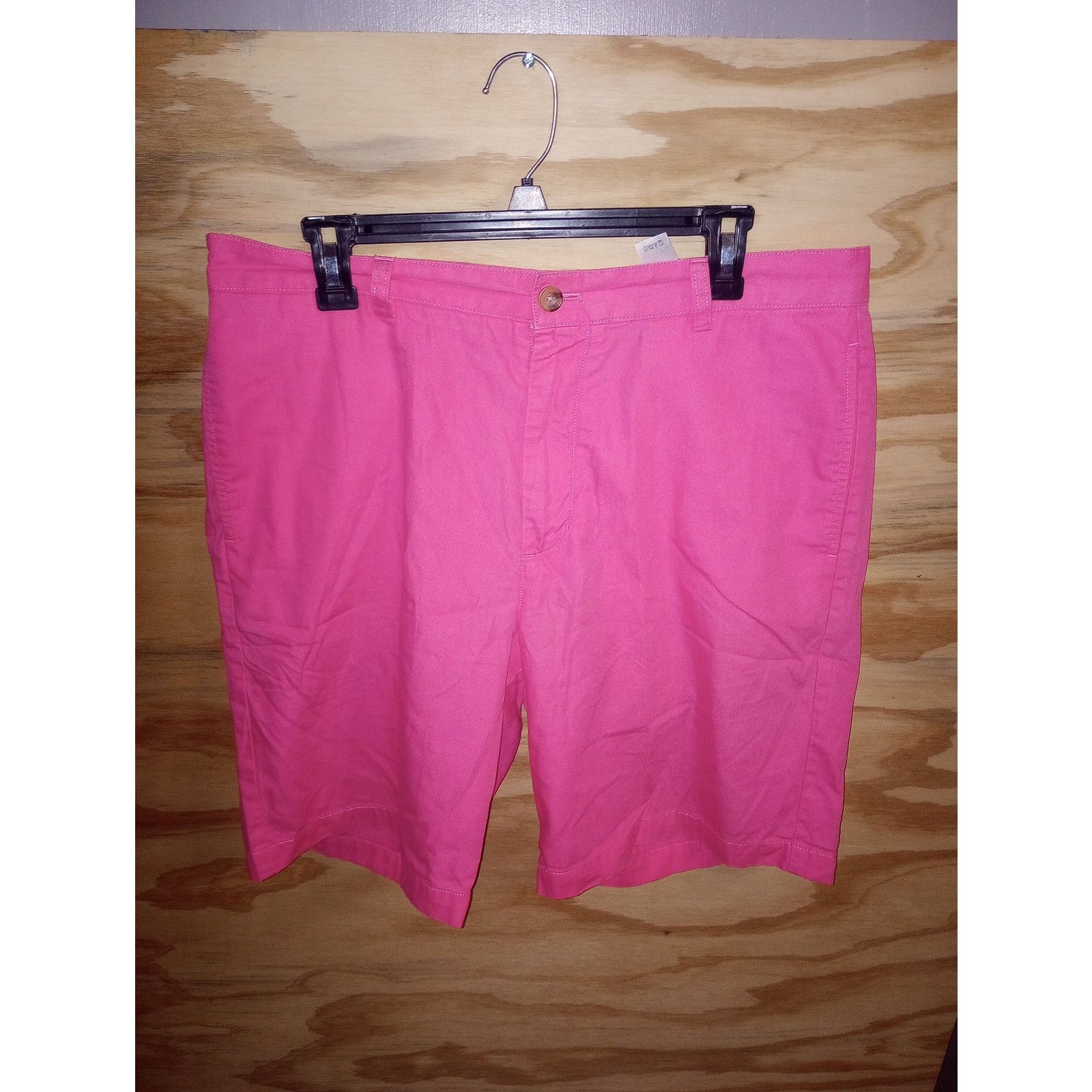 Vineyard Vines Men's Vineyard Vines Shorts Pink Size 35 Size US 35 - 1 Preview