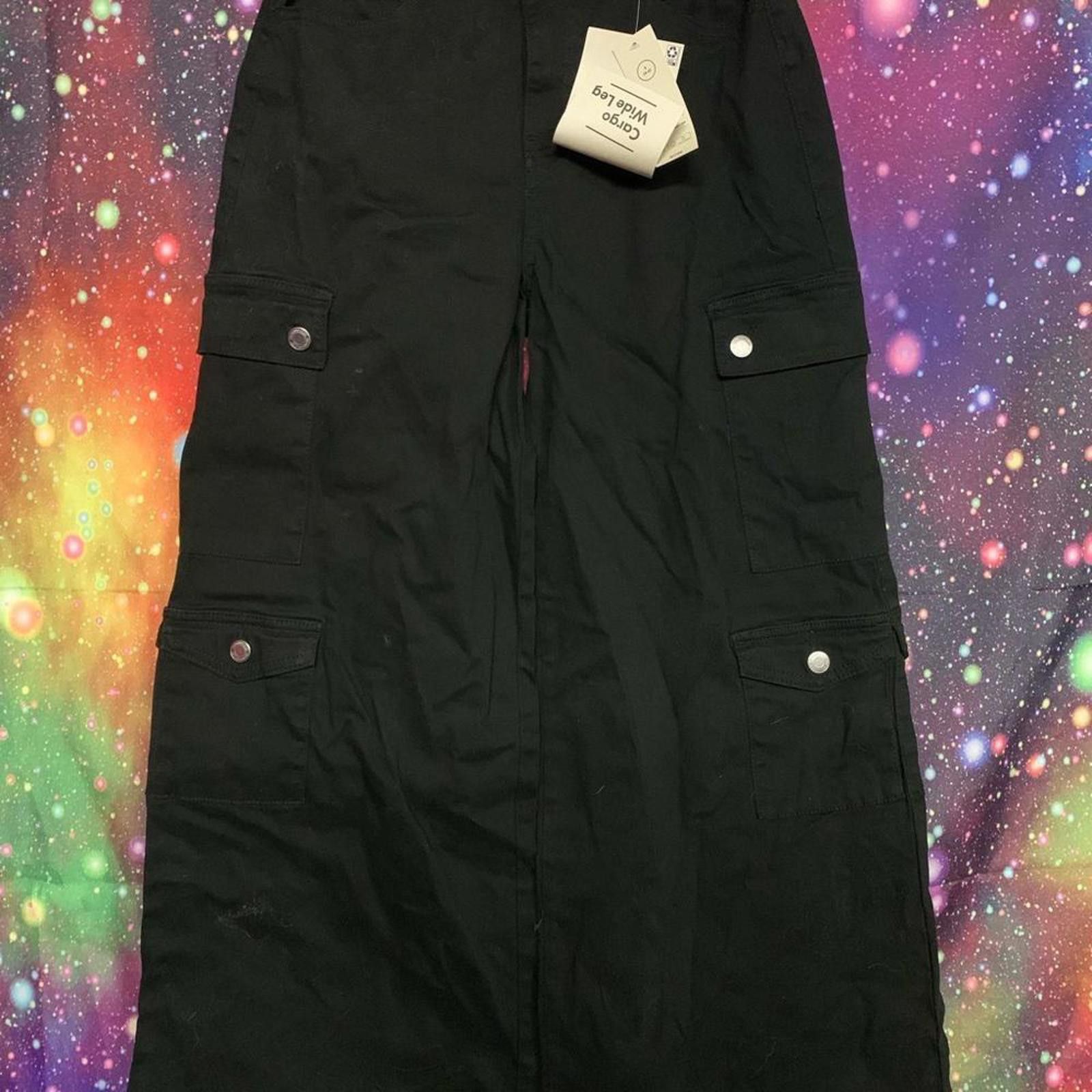 Designer Black Cargo Pants Size 28" / US 6 / IT 42 - 1 Thumbnail