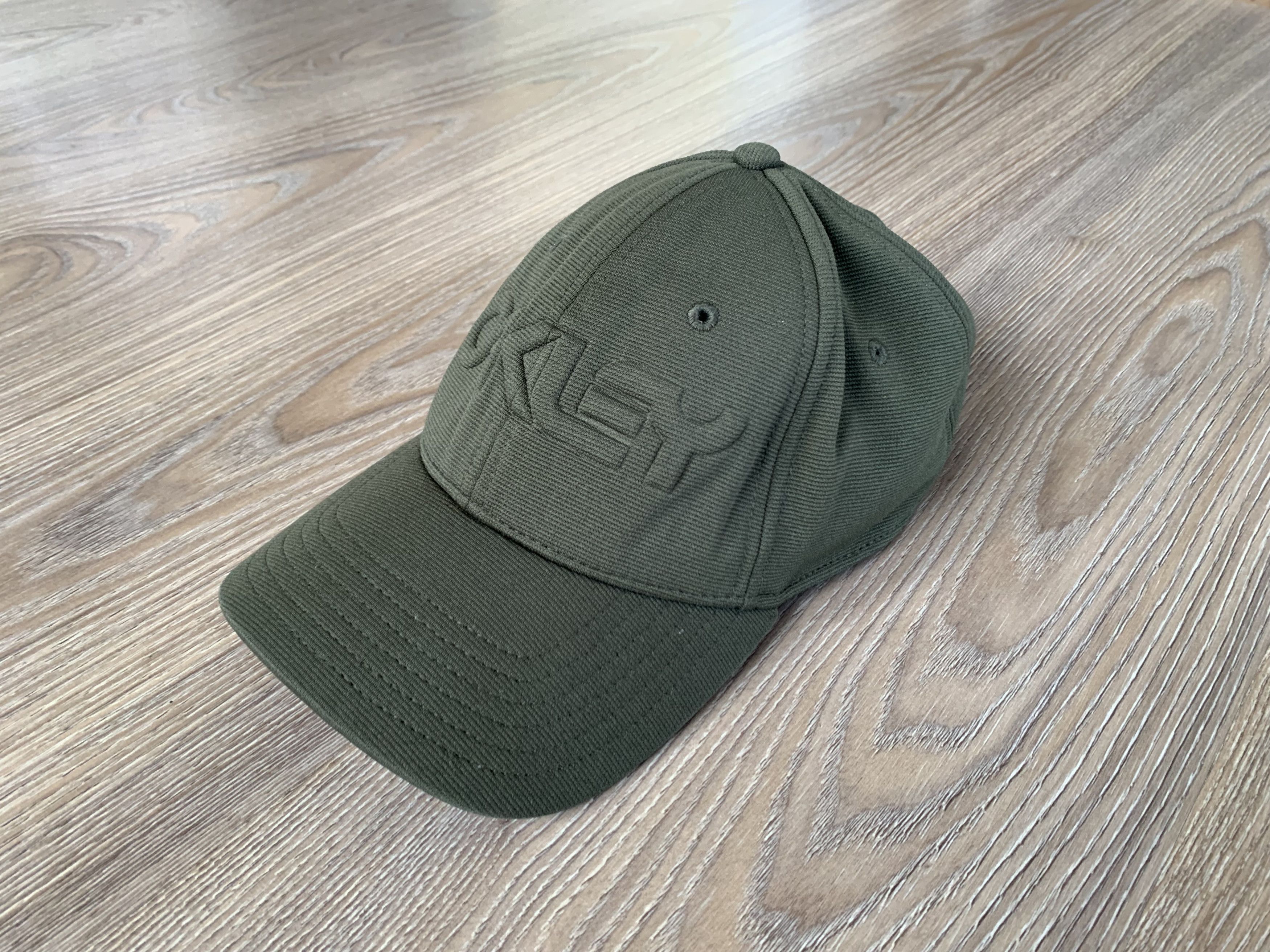 Oakley Oakley 6 Panel Stretch Embossed Hat Size ONE SIZE - 2 Thumbnail