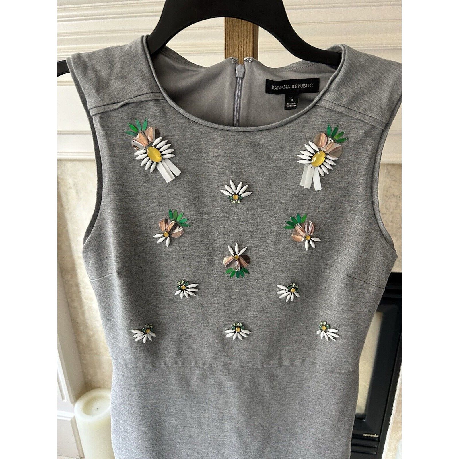 Banana Republic Banana Republic Heather Gray Pineapple Jewel Beaded Embellis Size M / US 6-8 / IT 42-44 - 2 Thumbnail