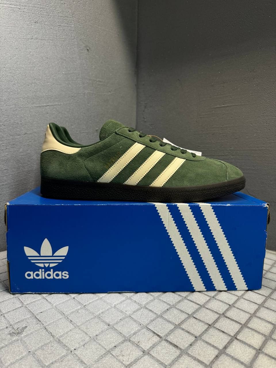 Adidas Adidas Gazelle Suede Size US 14 / EU 47 - 5 Thumbnail