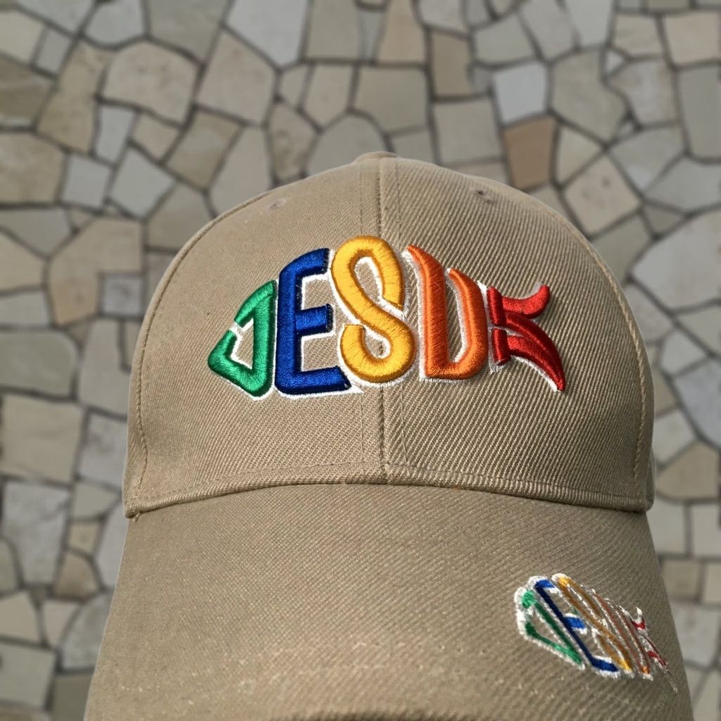 Vintage VINTAGE Nike Shirt Beige Jesus God CHRIST Hat Cap Strapback Blue 80s Police Michigan State Trucker Adjustable Mens One Size Size ONE SIZE - 1 Thumbnail