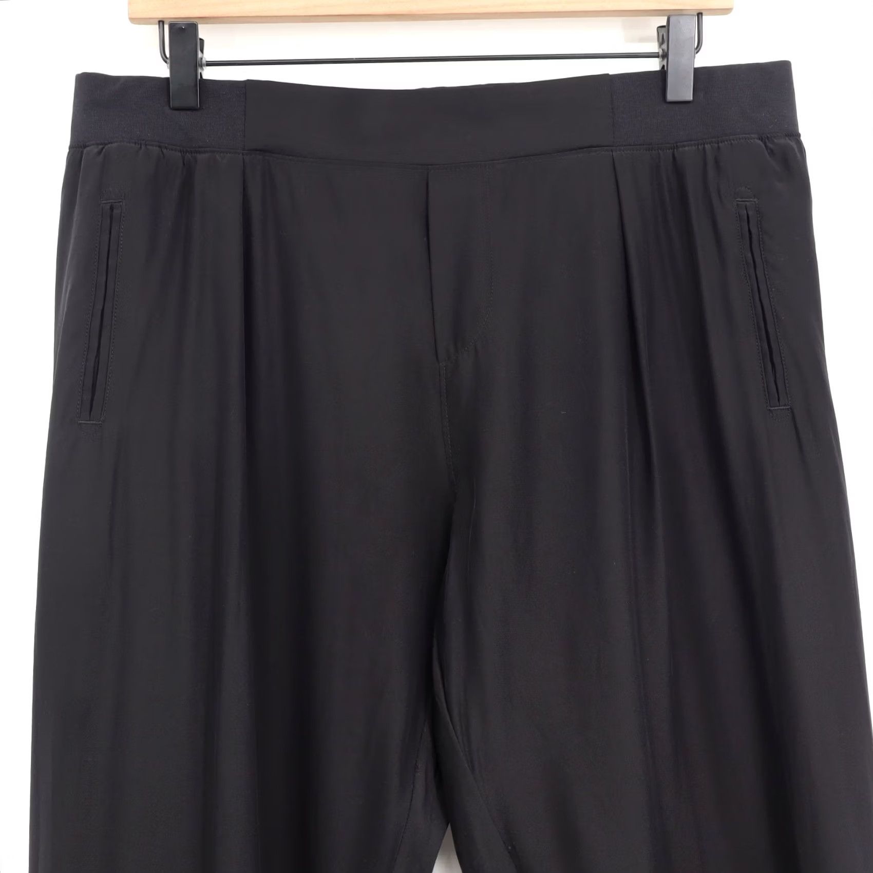 Vintage ATM Women's Silk Joggers Black L - Satin Pleated, Elastic Waist, Pockets, 28" Inseam, Tapered Leg, 100% Silk, Dry Clean Only, Vintage: No Size 36" / US 14 / IT 50 - 3 Thumbnail