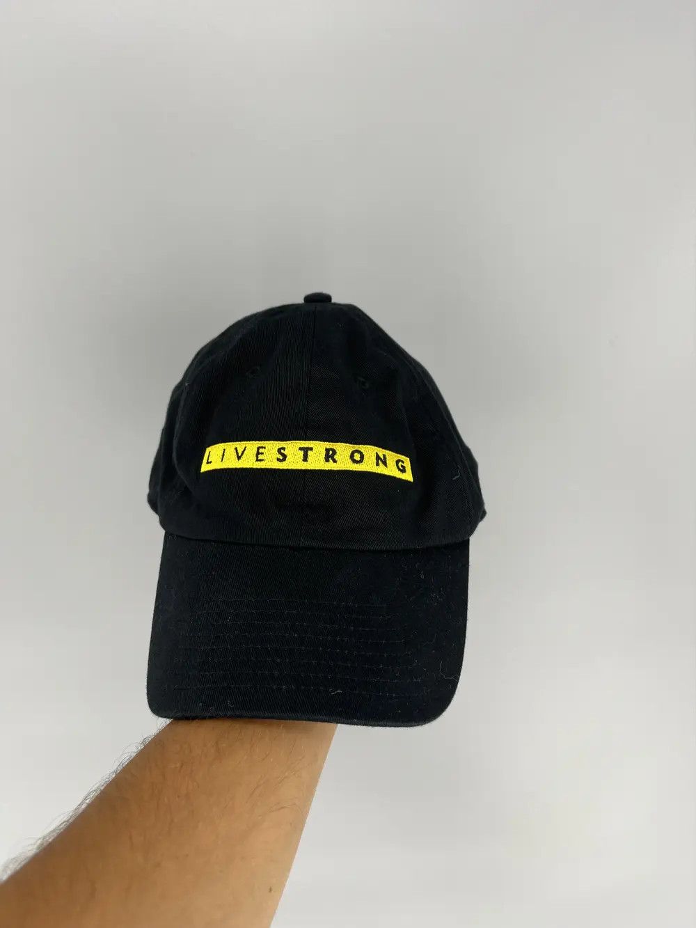 Nike Mens Vintage Nike livestrong swoosh cap hats streetwear Size ONE SIZE - 1 Thumbnail