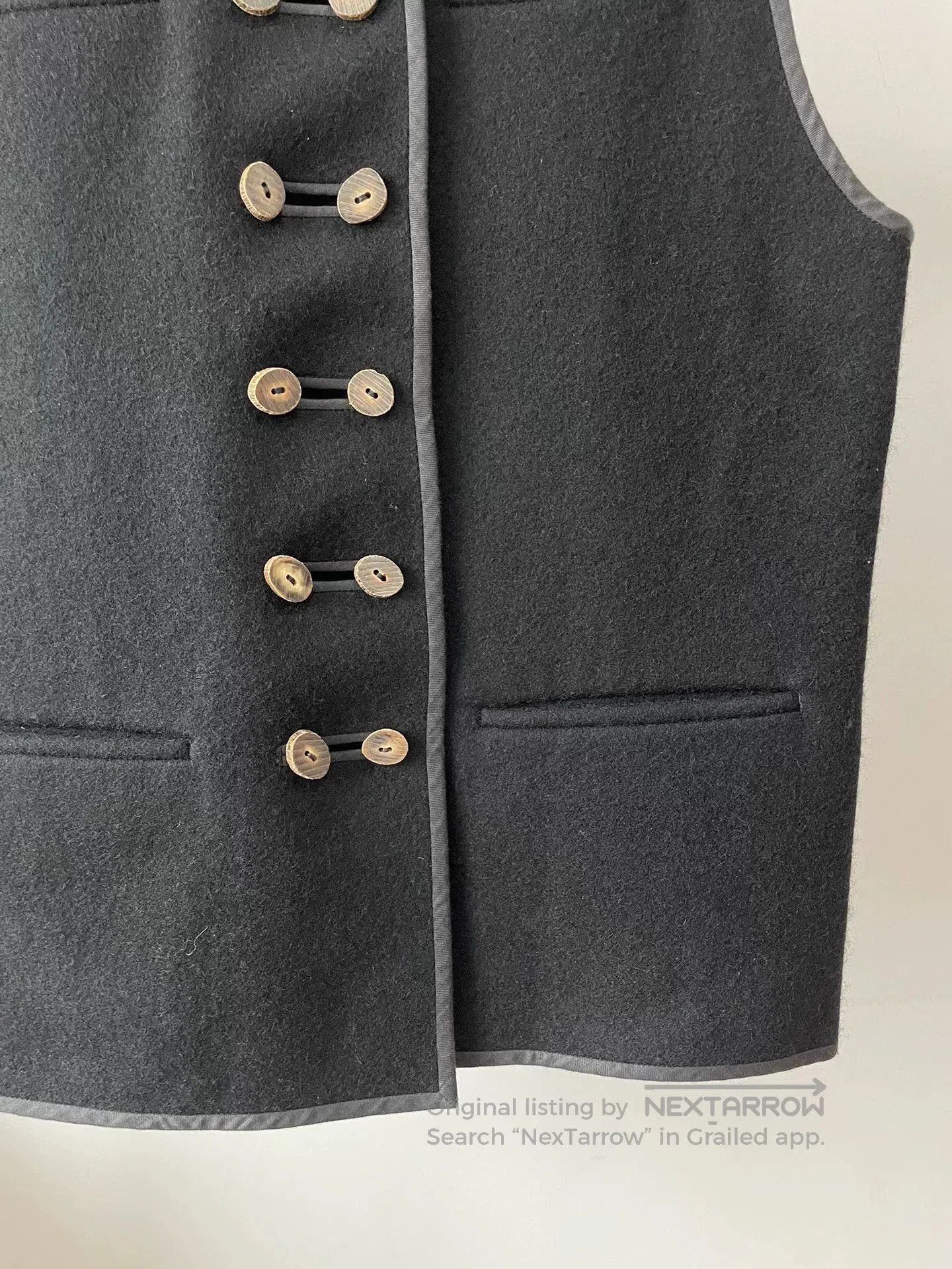 Comme des Garcons Comme des Garçons 1981 Paris Debut Wood Button Vest. Size M / US 6-8 / IT 42-44 - 5 Thumbnail
