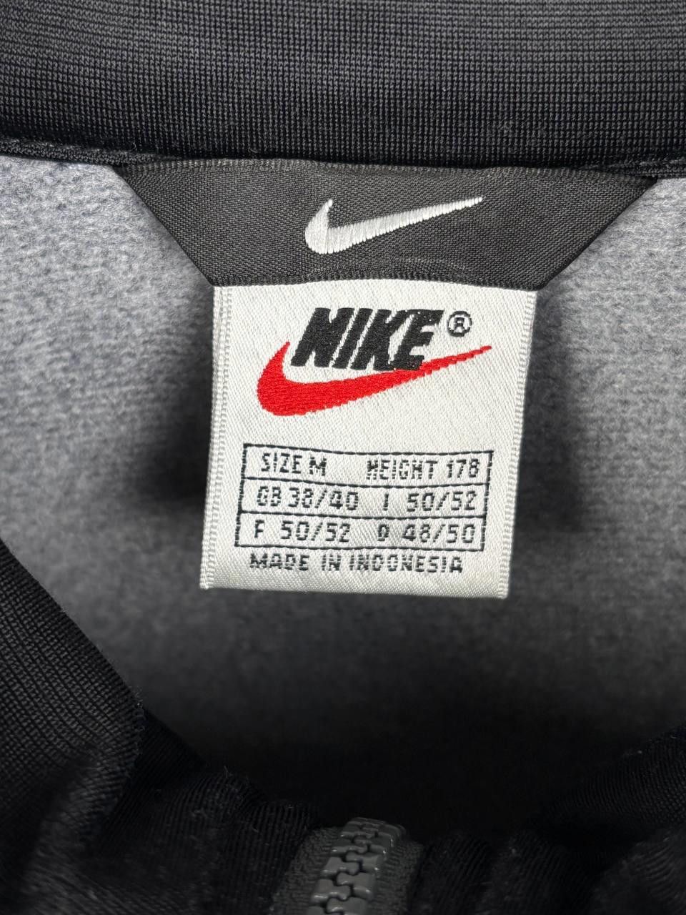 Nike Nike Windbreaker Jacket Size M Vintage Size US M / EU 48-50 / 2 - 6 Thumbnail